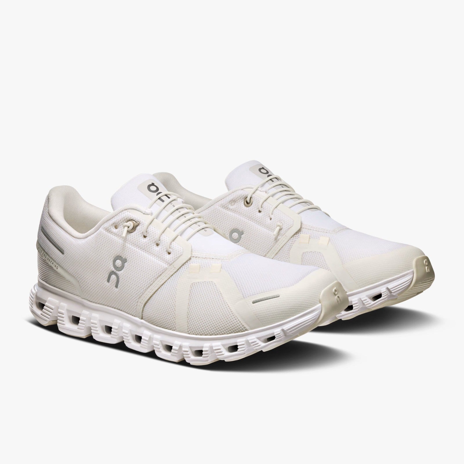 ON - CLOUD 6 M WHITE / WHIT