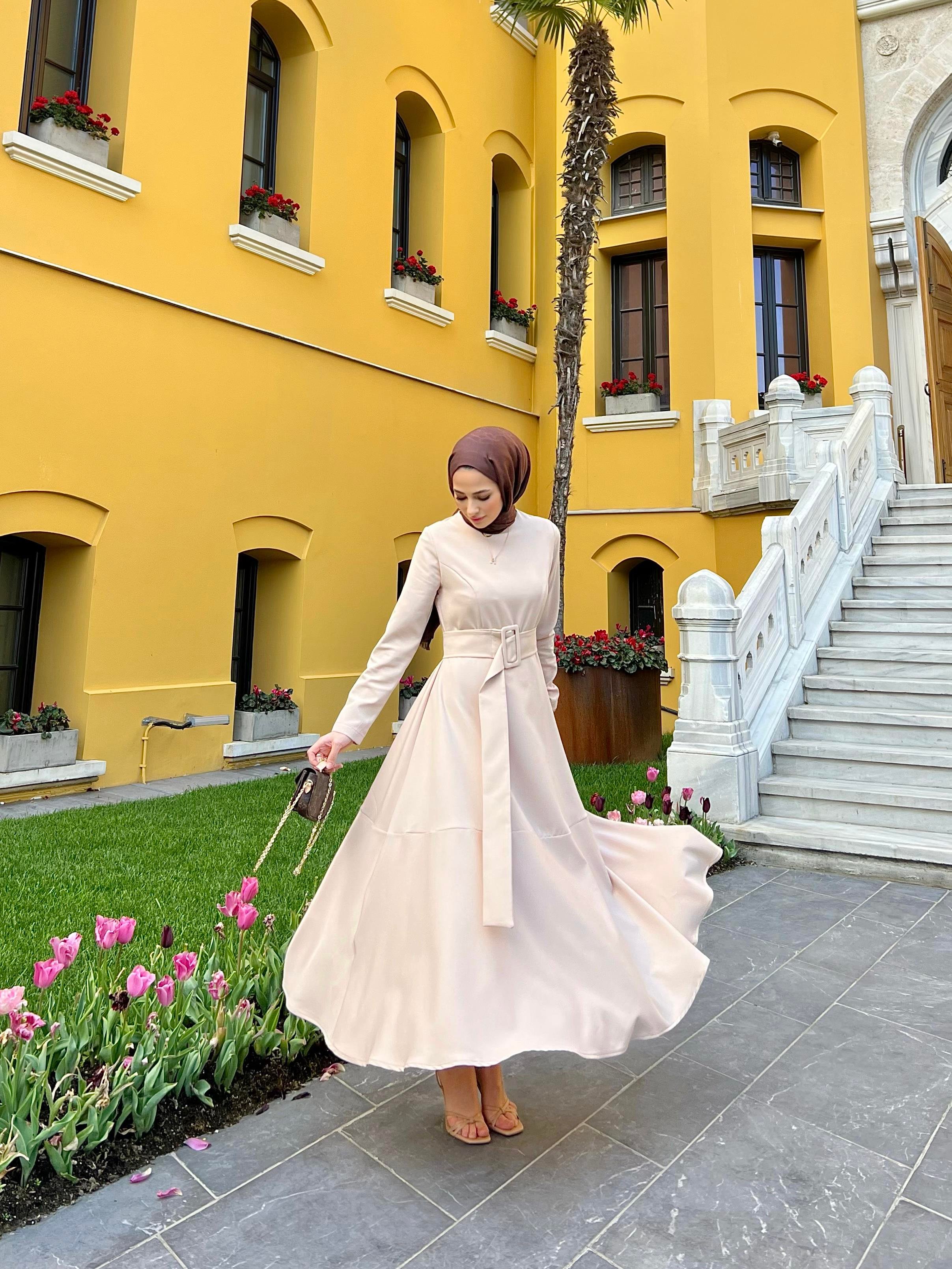 Laila Elbise Bej