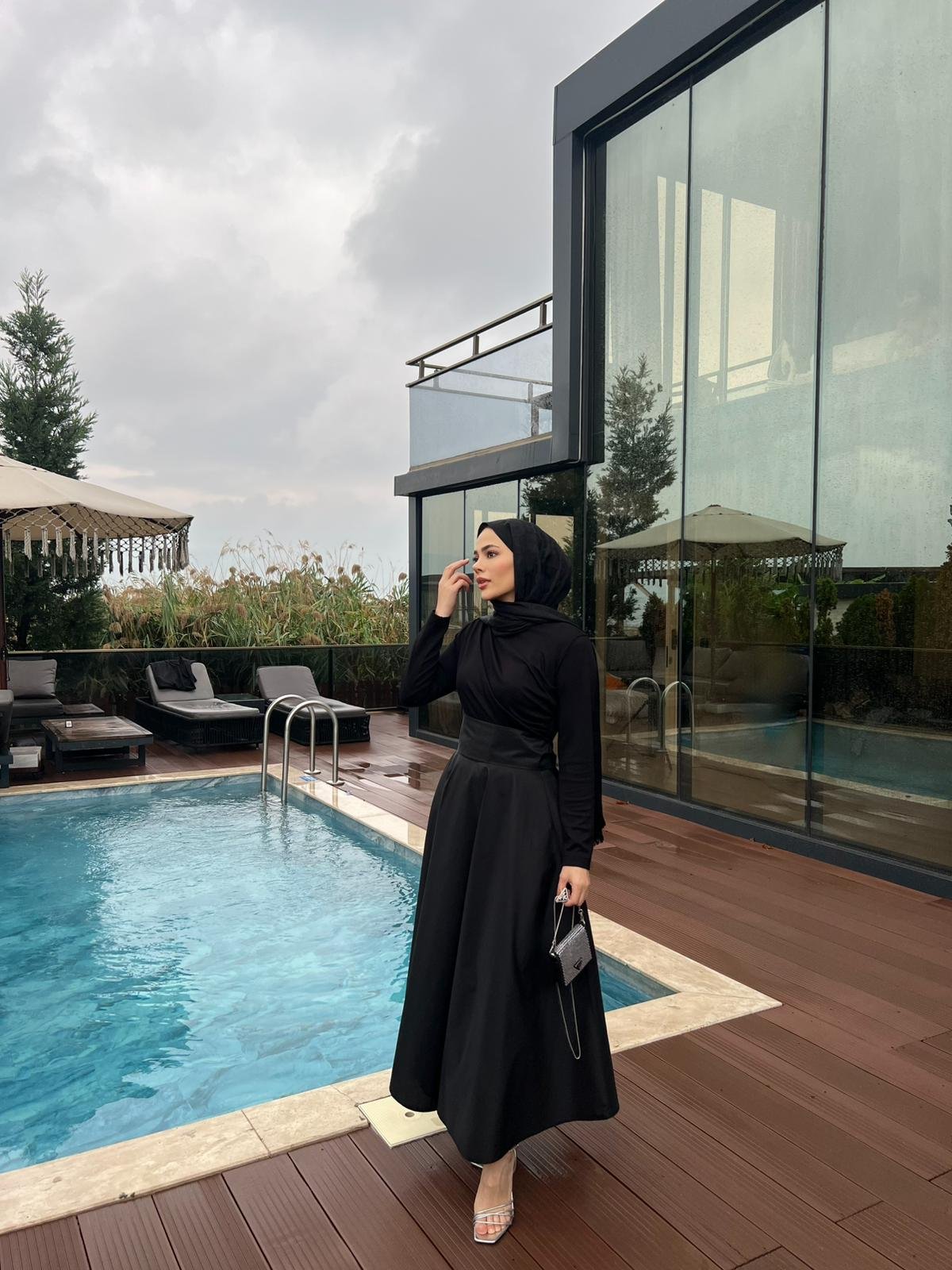 Noora Elbise Siyah