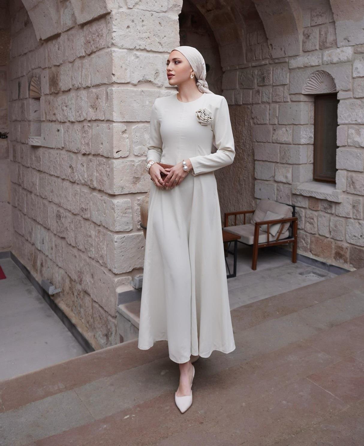 Rosa Parçalı Elbise Taş
