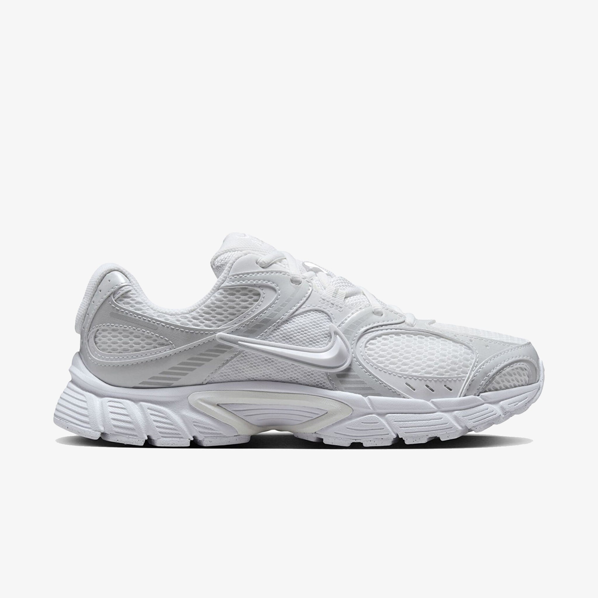 NIKE HQ7901-101 W NIKE V5 RNR