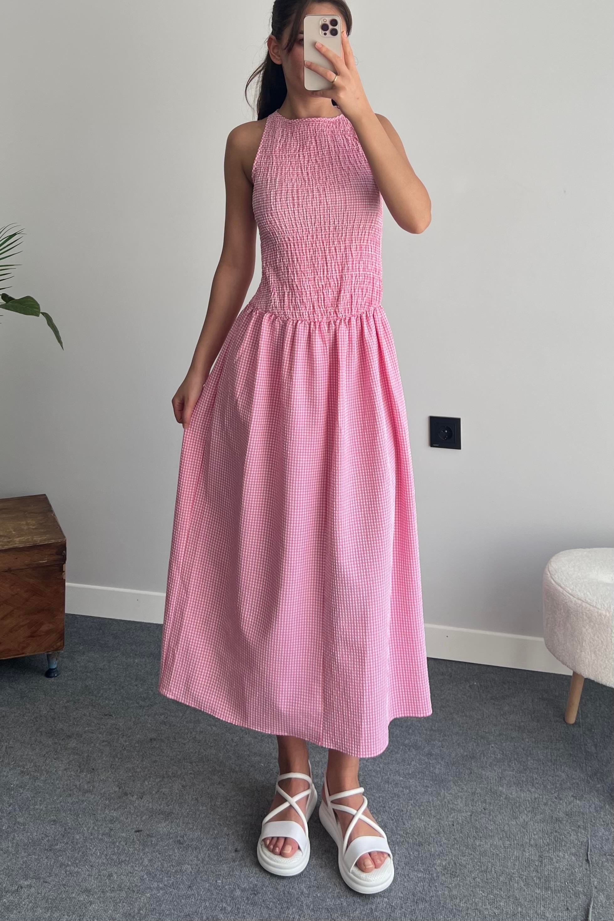 Pembe Kareli Gipeli Elbise