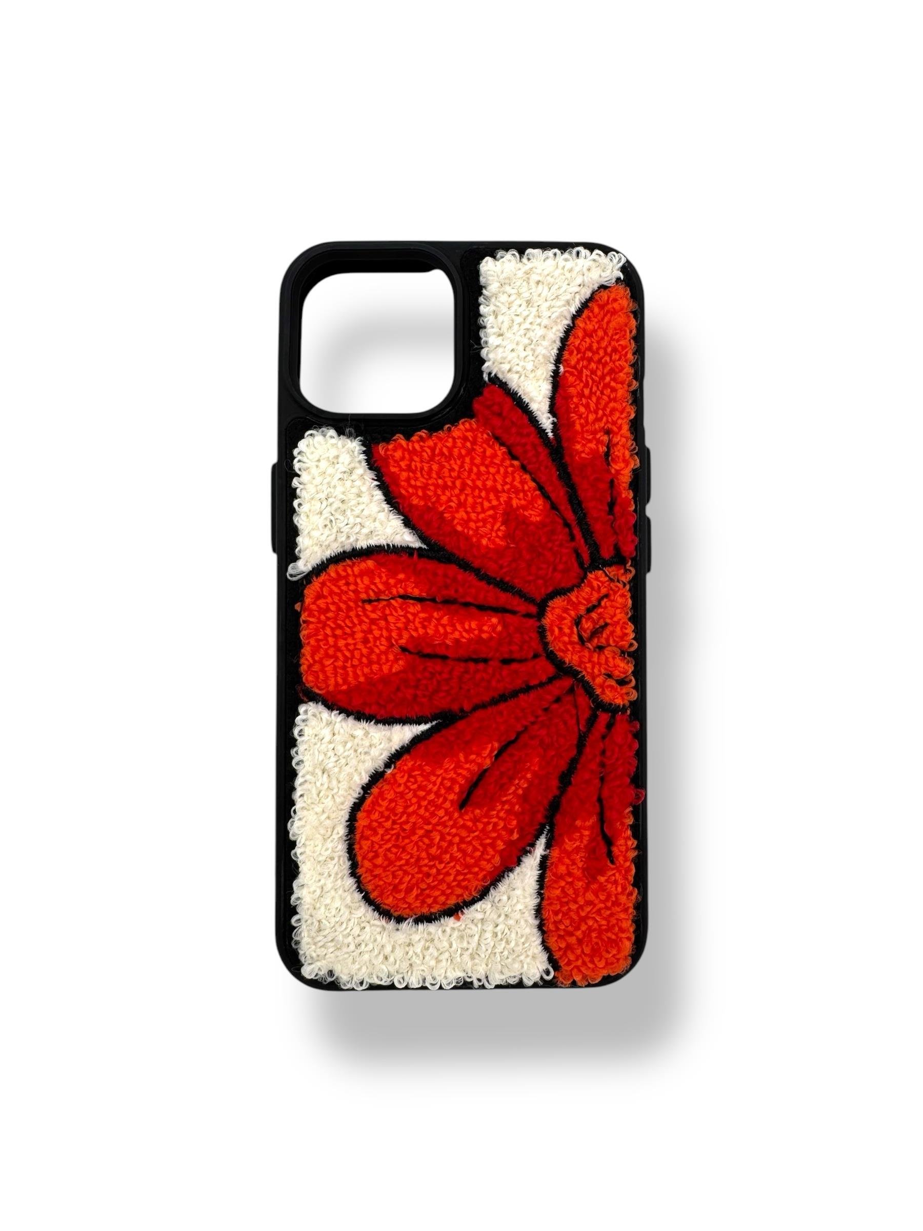 PUNCH İŞLEMELİ KILIFLARDIVERSECASEPNCH06Apple Iphone 14 İşlemeli Kılıf - Yarım Çiçek Desenli