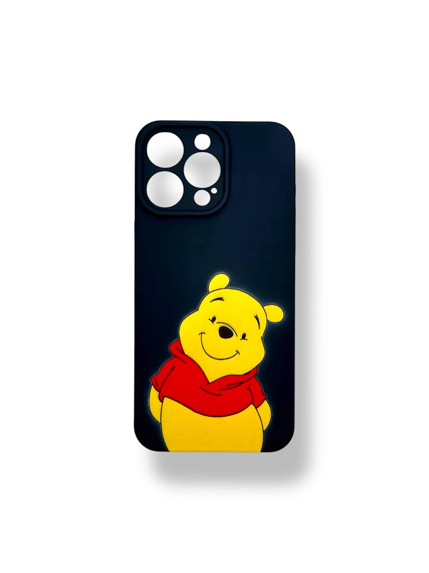 SİLİKON BASKI KILIFLARDIVERSECASESLKN47Apple Iphone 15 Pro Max Silikon Winnie The Pooh Baskı Kılıf - Siyah