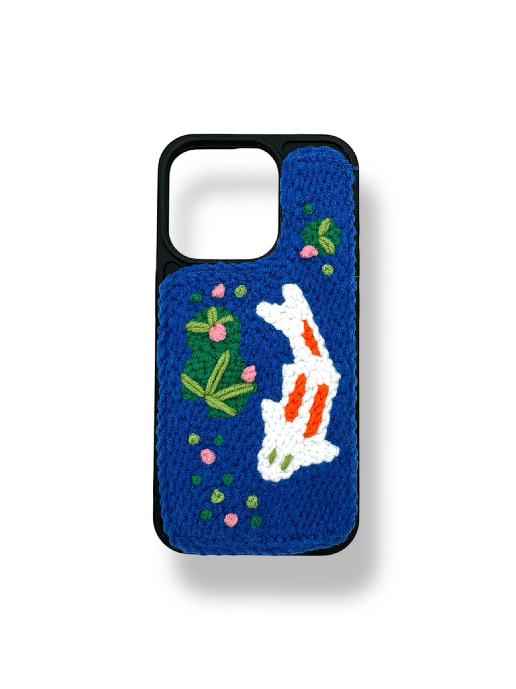 PUNCH İŞLEMELİ KILIFLARDIVERSECASEPNCH212Apple Iphone 15 Pro Punch İşlemeli Kılıf - Koi Balığı Desenli