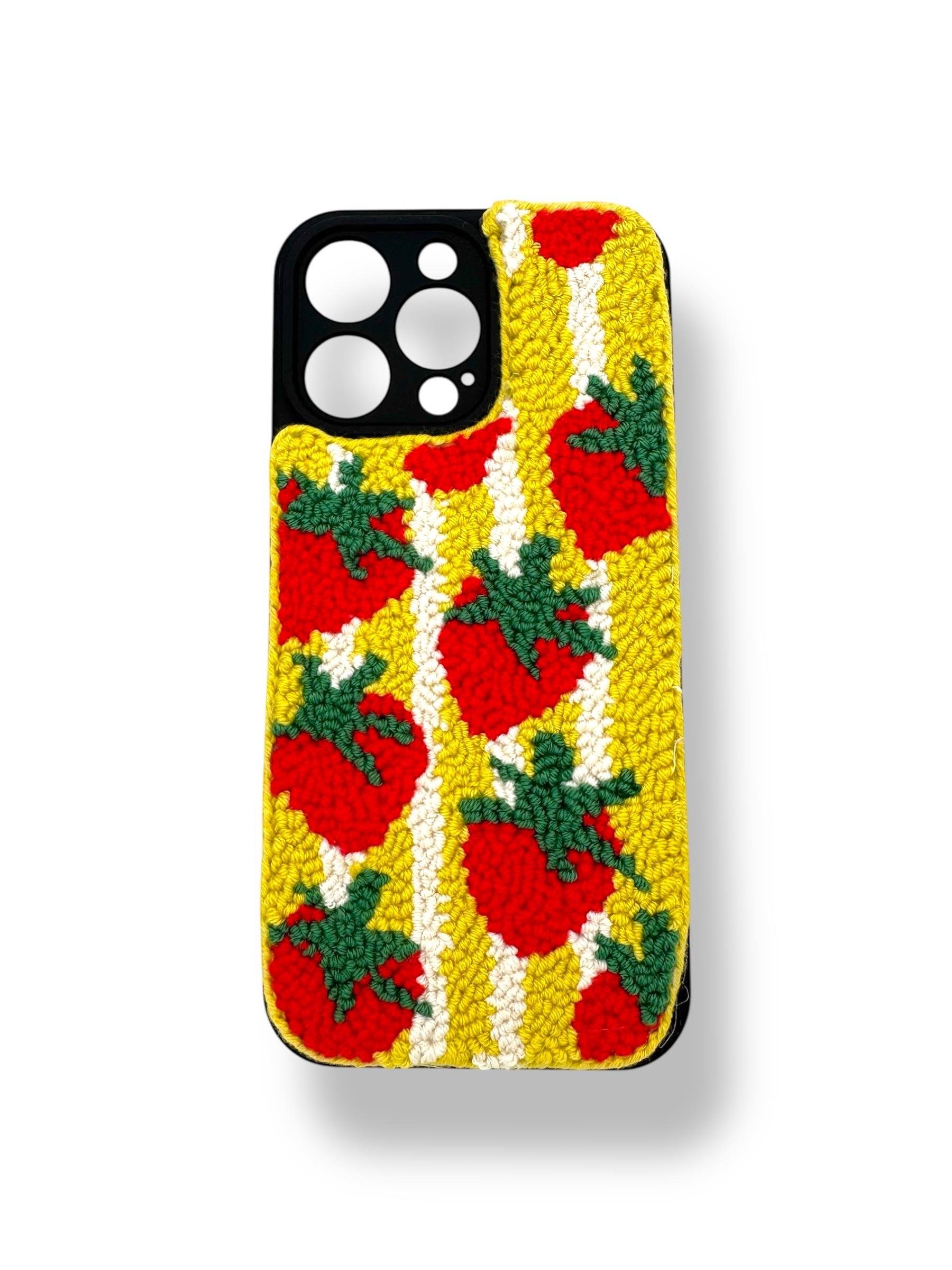 PUNCH İŞLEMELİ KILIFLARDIVERSECASEPNCH87Apple Iphone 16 Pro Max İşlemeli Kılıf - Çilek Desenli