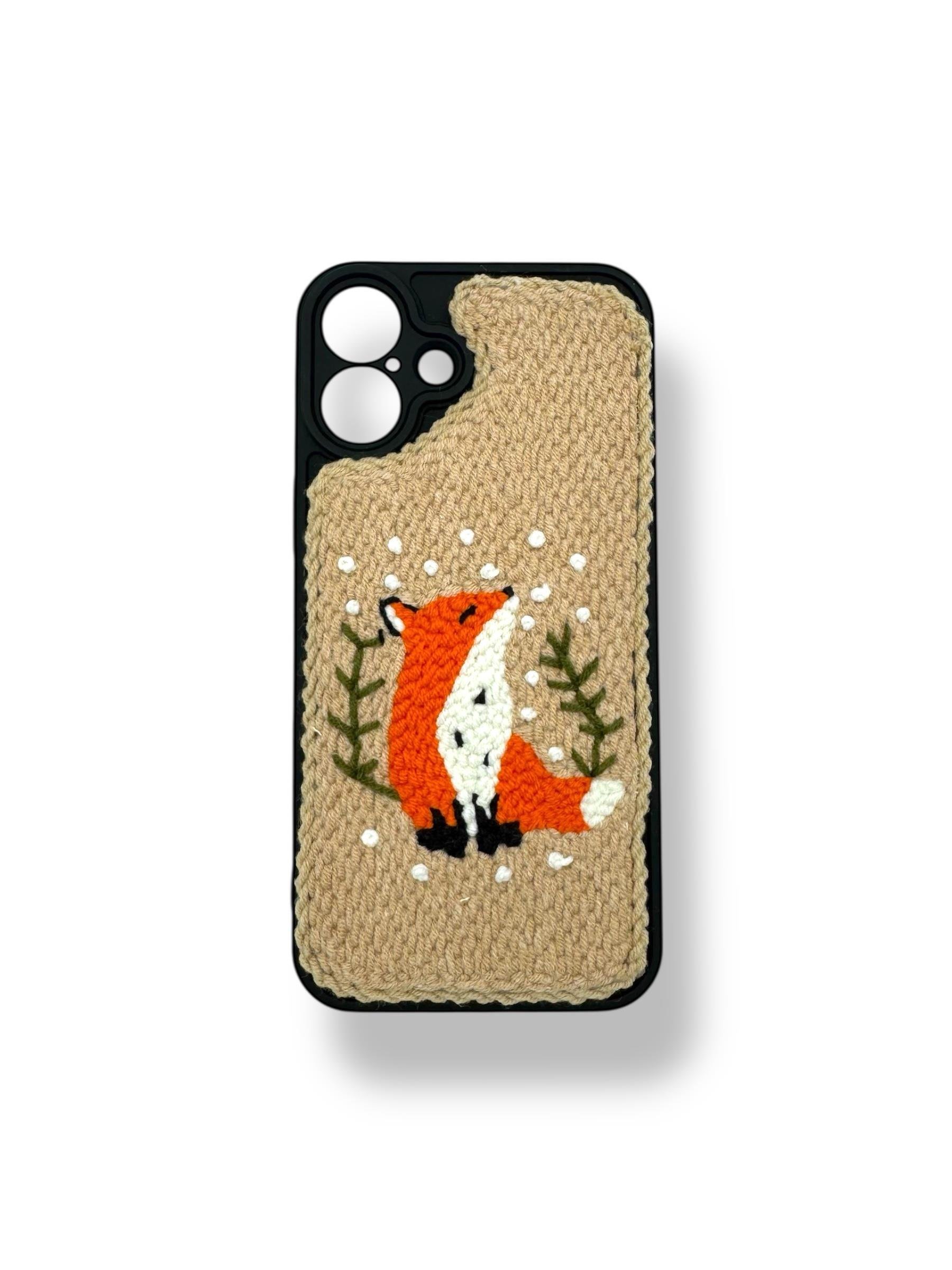 PUNCH İŞLEMELİ KILIFLARDIVERSECASEPNCH177Apple Iphone 16 Punch İşlemeli Kılıf - Kızıl Tilki Desenli