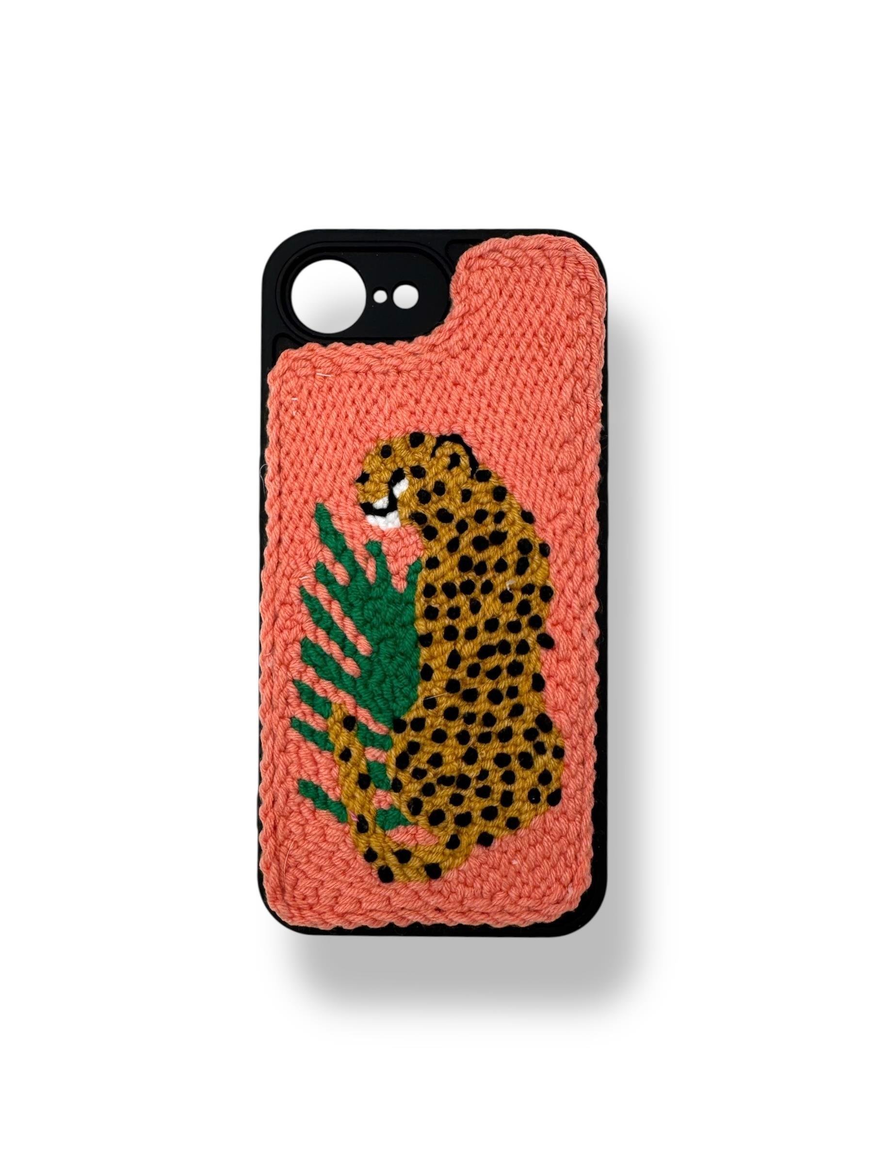 PUNCH İŞLEMELİ KILIFLARDIVERSECASEPNCH98Apple Iphone 16e İşlemeli Kılıf - Leopar Desenli