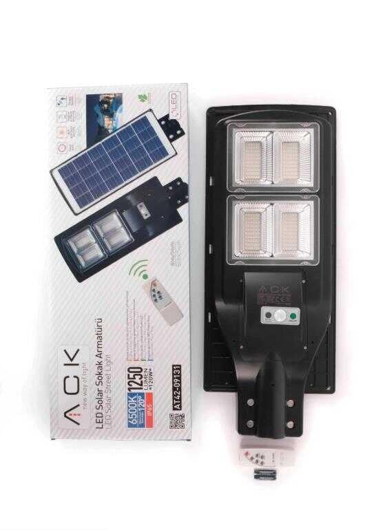 ACK AT42-09131 120W Solar Sokak Armatürü 6500K Beyaz Işık IP65