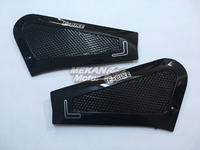 UNDER SEAT SIDE CRANE SET COBRA-TRANS BLACK