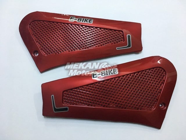 UNDER SEAT SIDE CRANE SET COBRA-TRANS RED