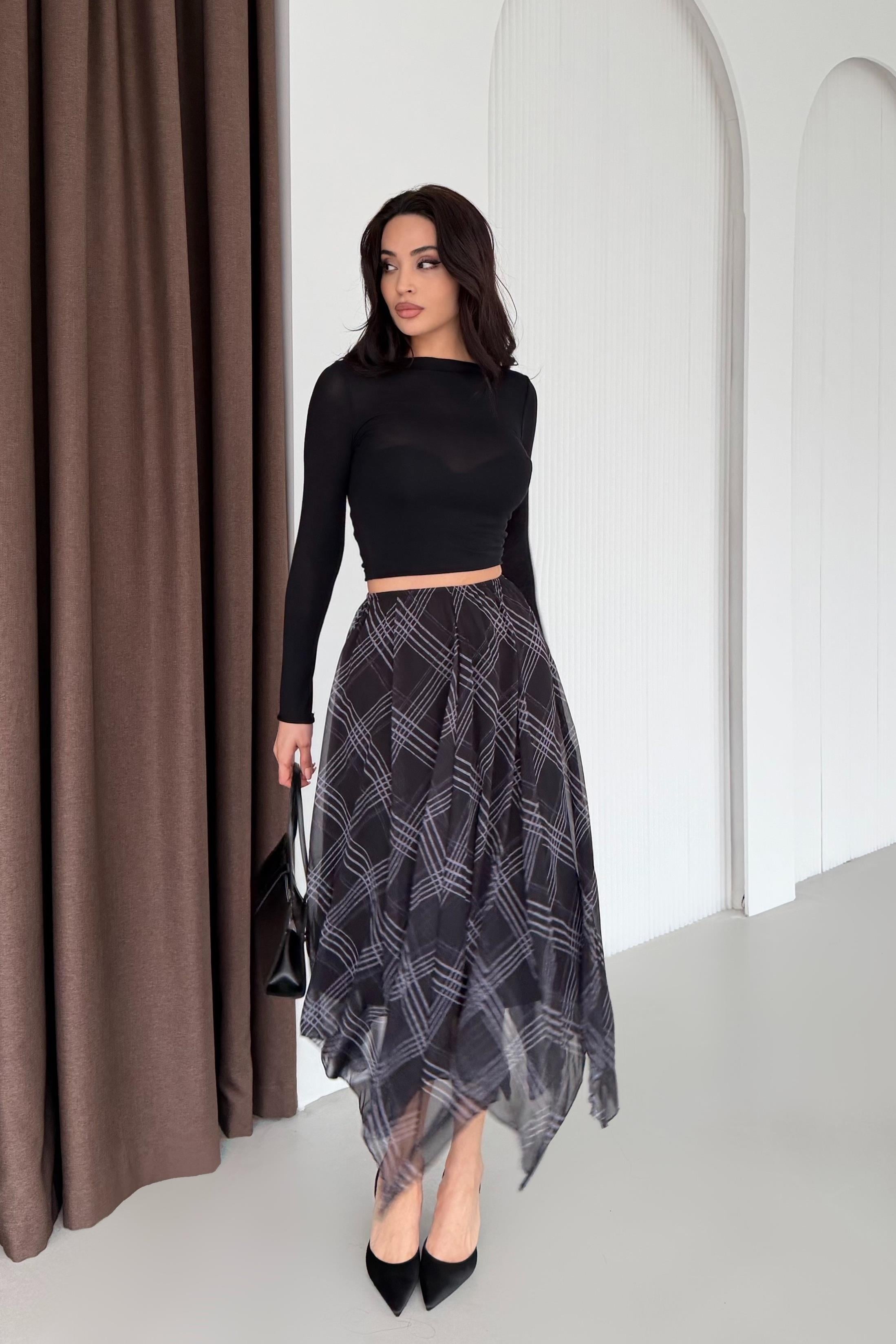 Siyah Ekoseli Asimetrik Şifon Etek