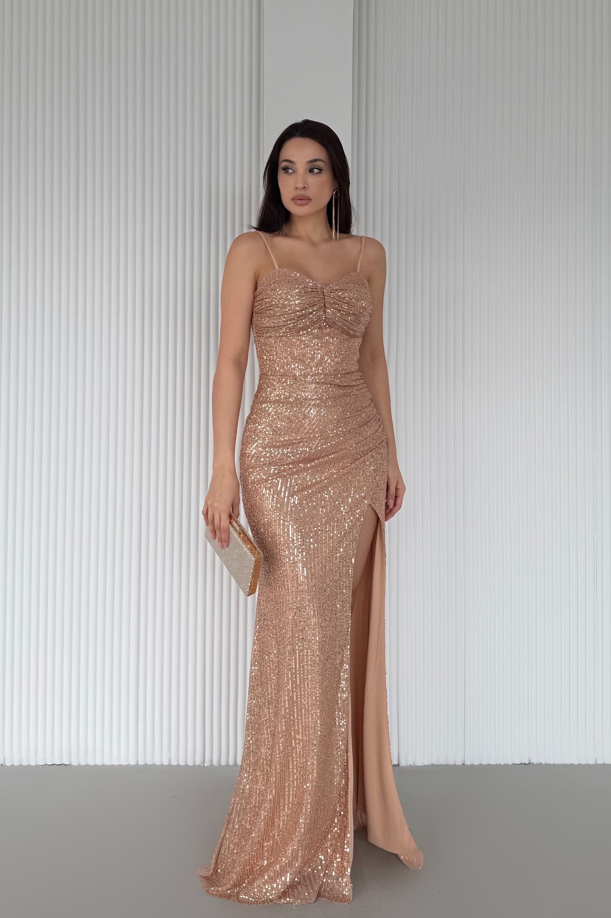 Gold İnce Askılı Yırtmaçlı Pul Payet Abiye Elbise