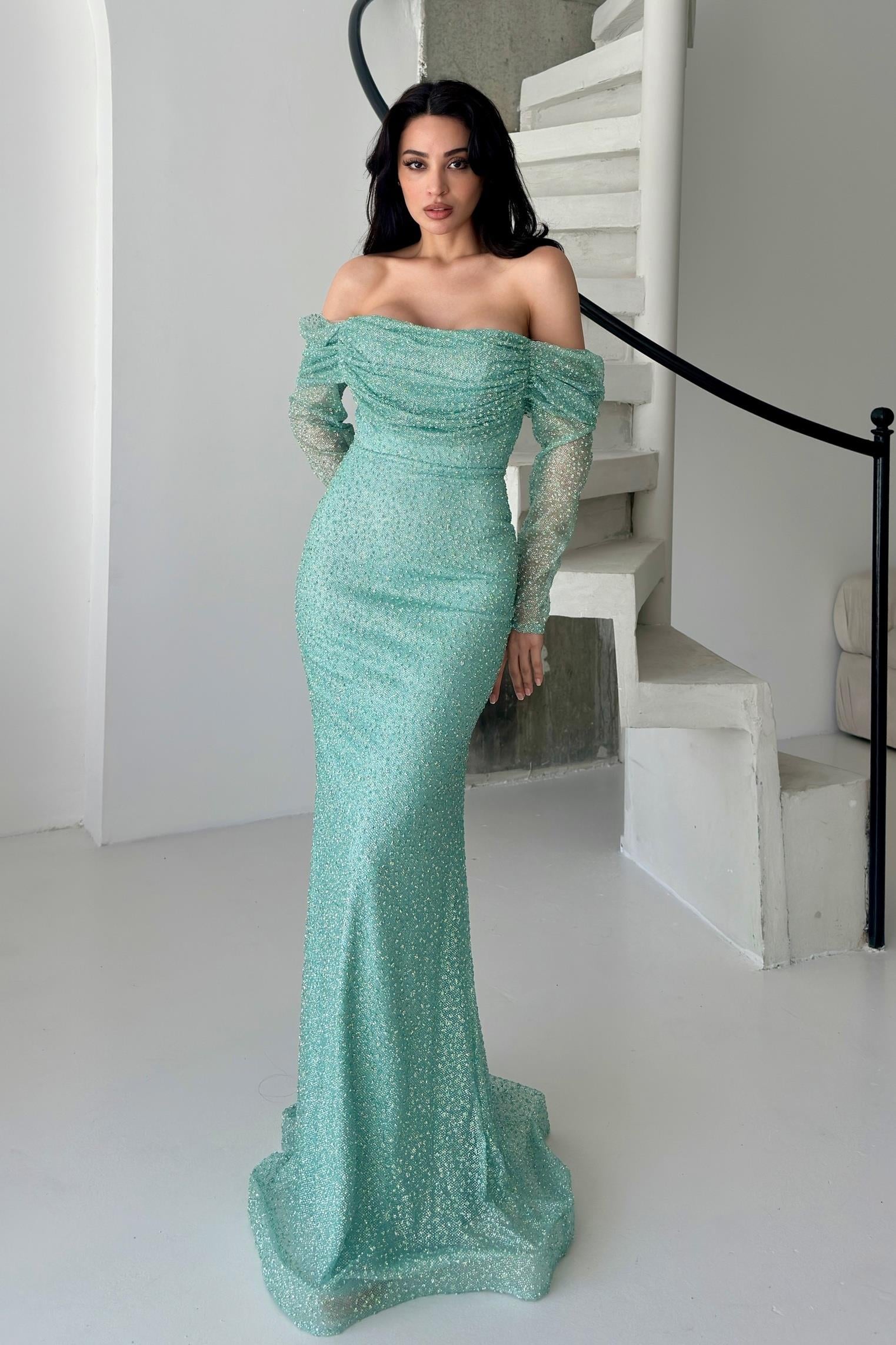 Mint Kayık Yaka Taşlı Abiye Elbise	