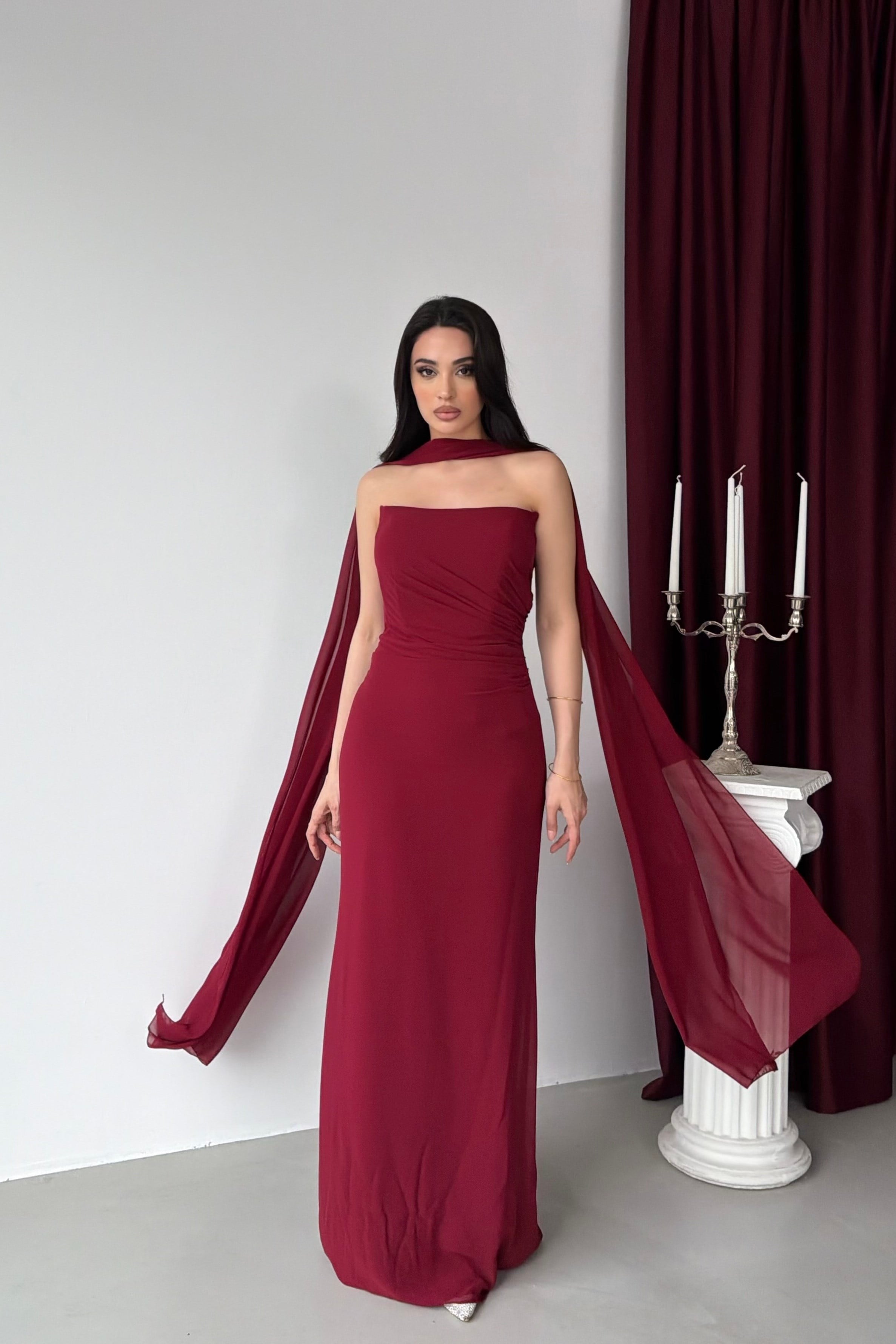Bordo Straplez Şal Detaylı Drapeli Abiye Elbise