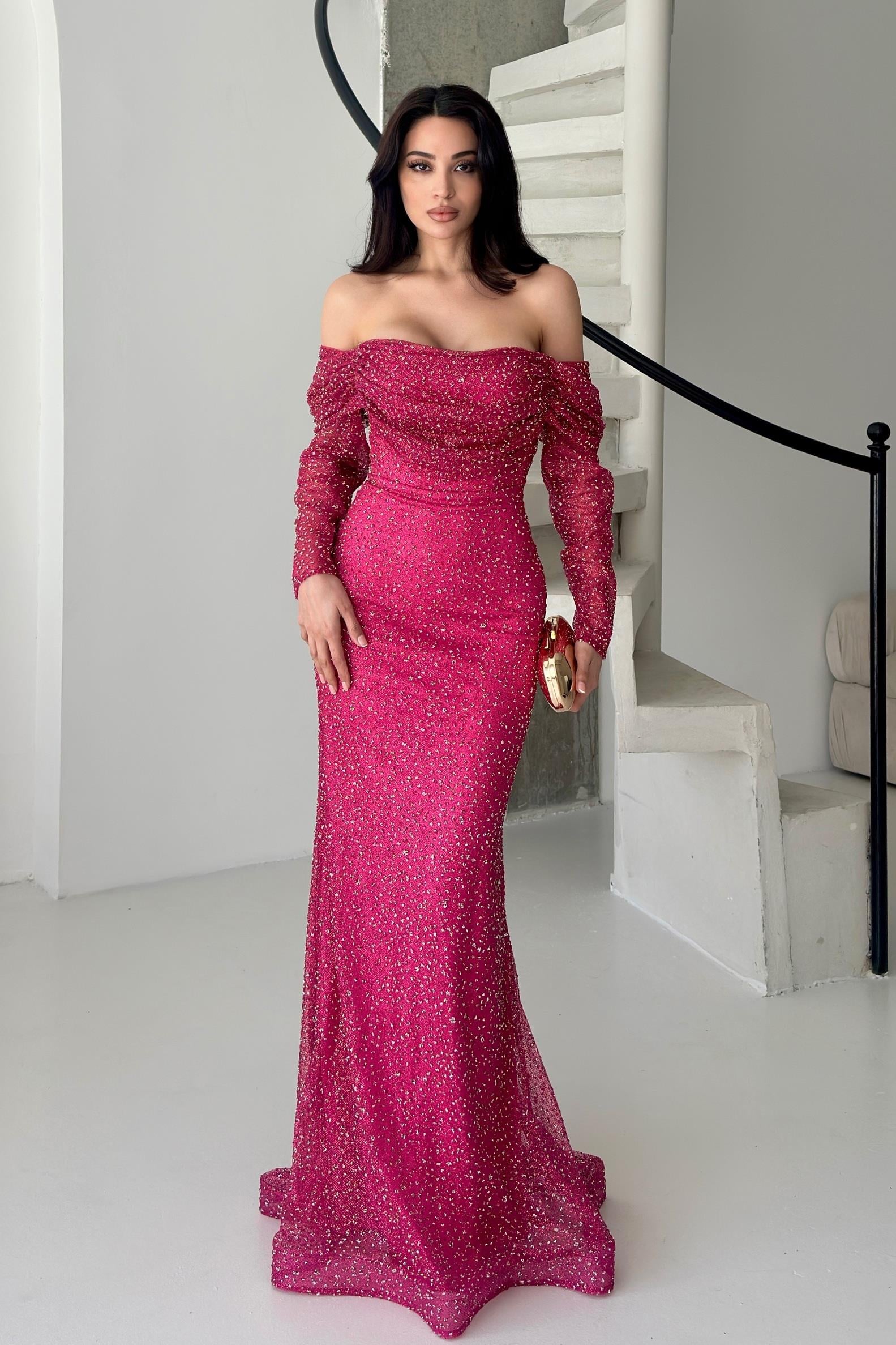 Fuşya Kayık Yaka Taşlı Abiye Elbise	