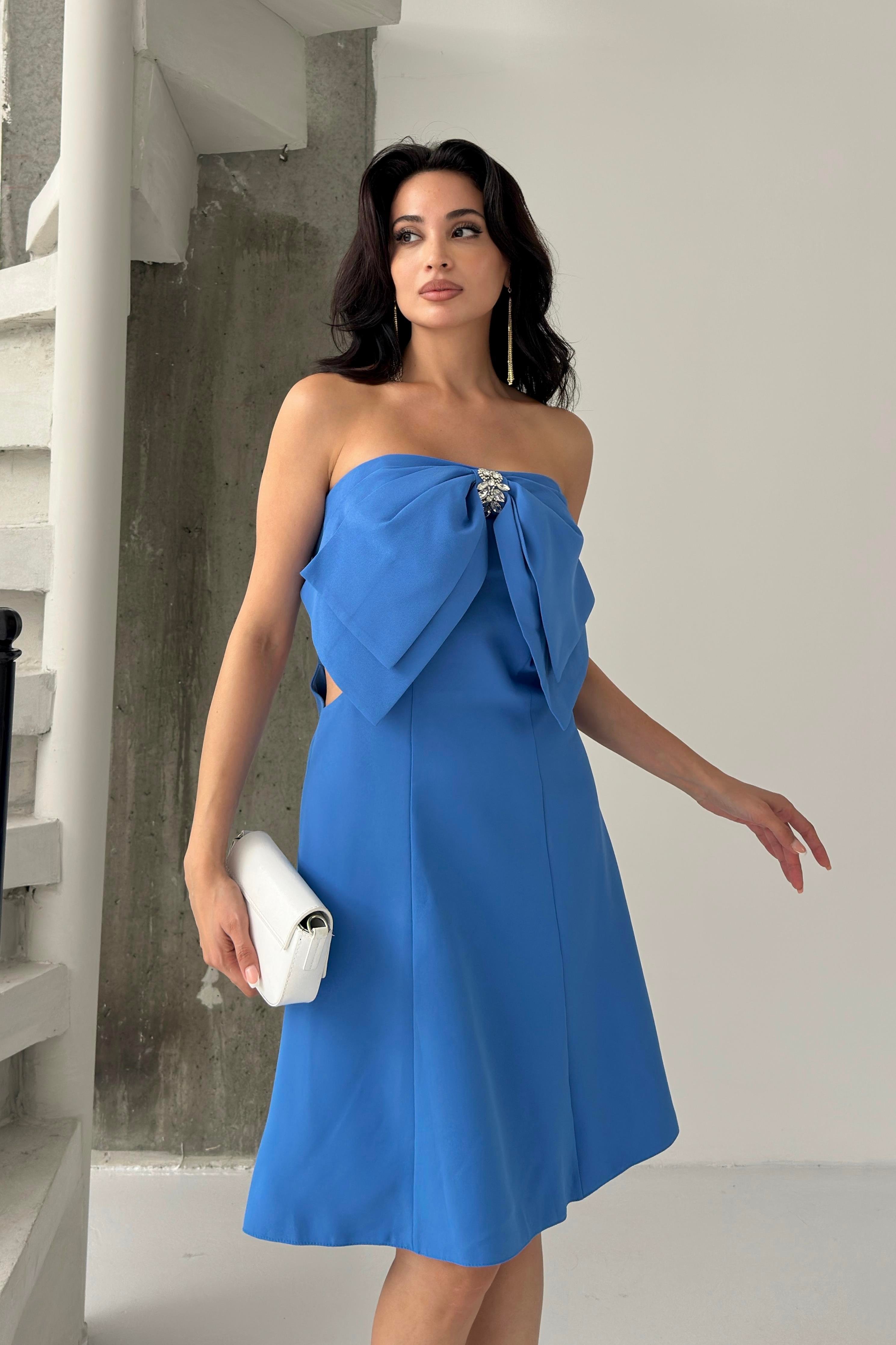 Mavi Fiyonk Detaylı Mini Abiye Elbise