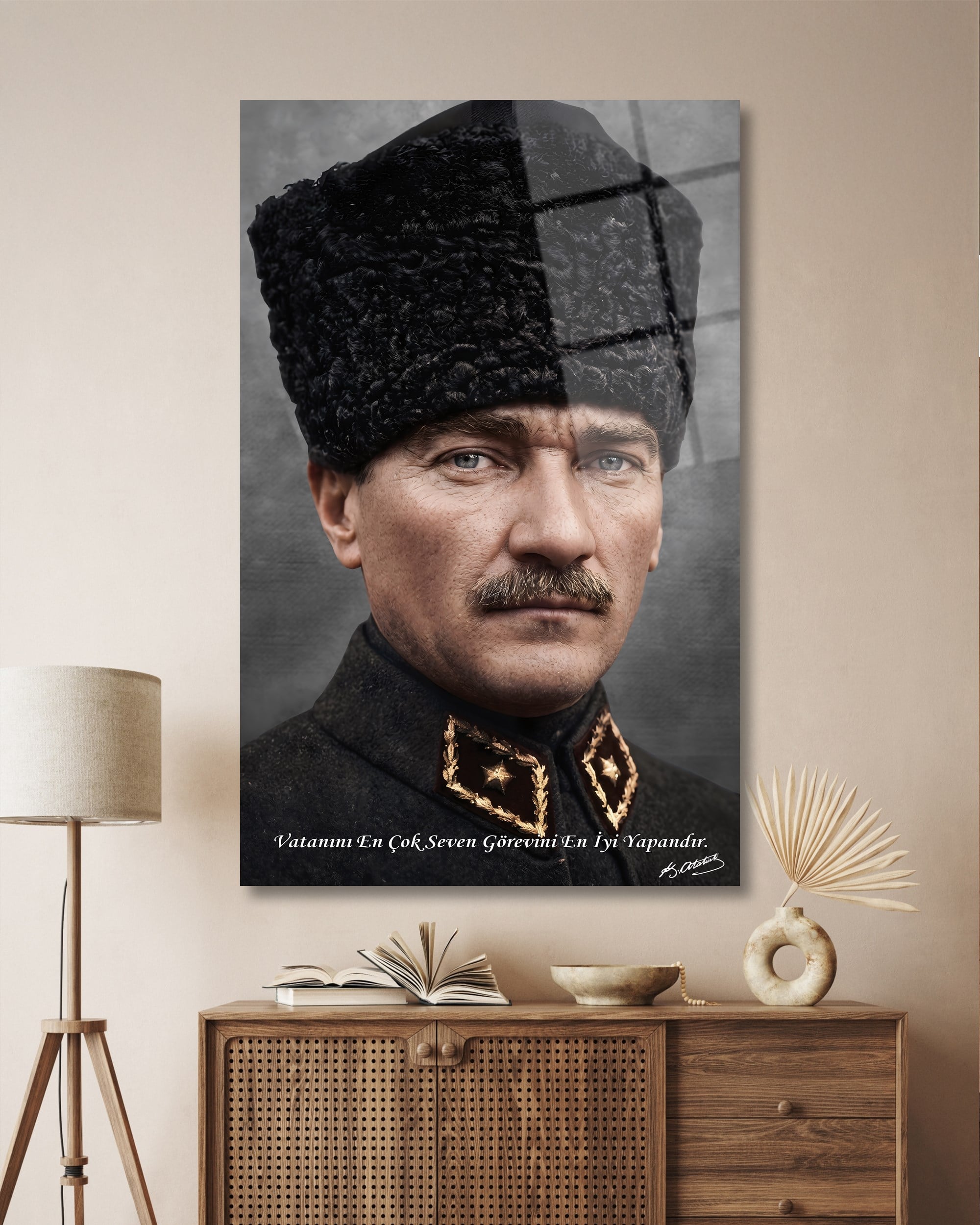 Mustafa Kemal Atatürk Cam Tablo | Vatanını En Çok Seven Görevini En İyi Yapandır | Premium Temperli Cam Tablo