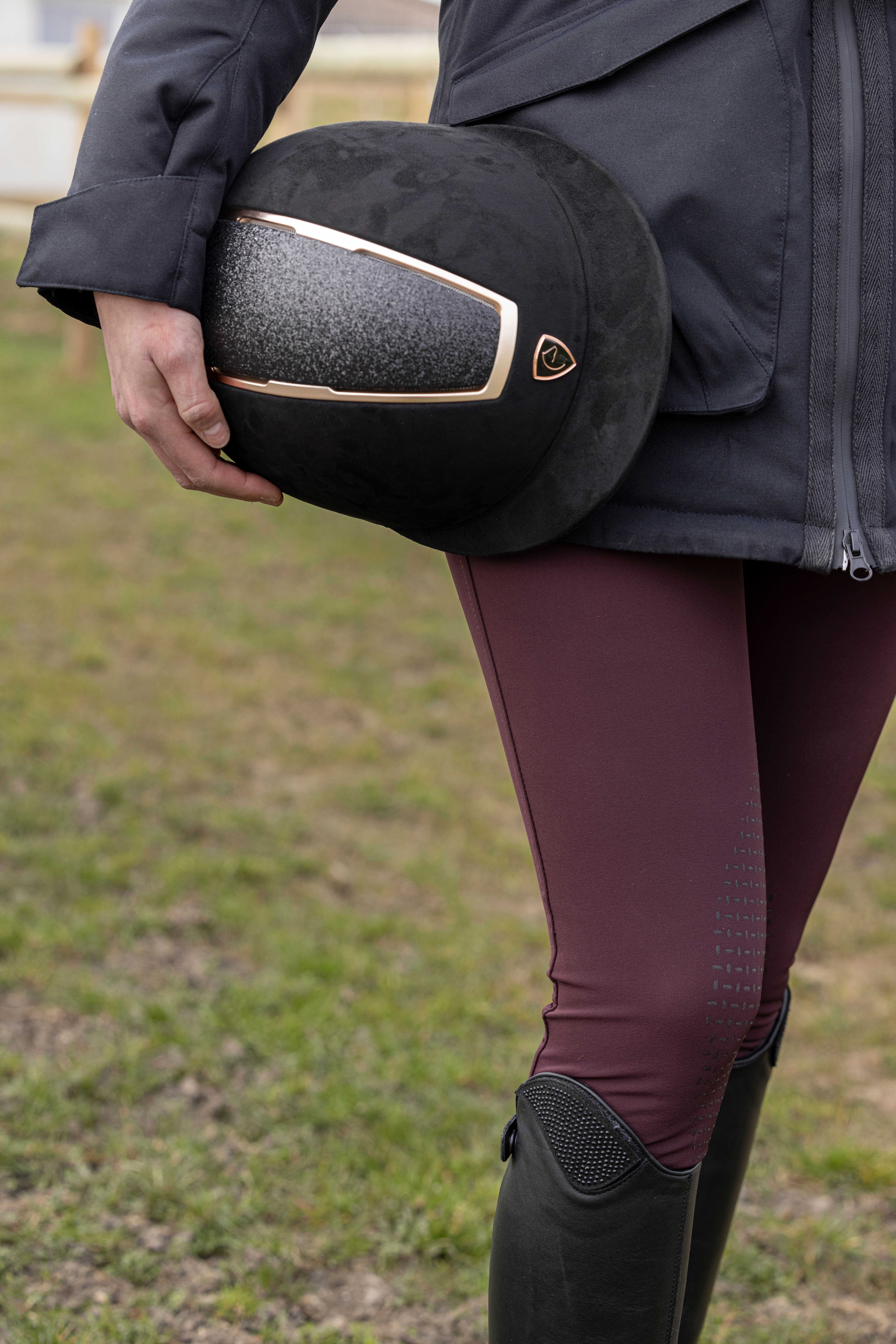 EQUITHEME Glint Lame Binici Kaskı - Siyah / Rose Gold