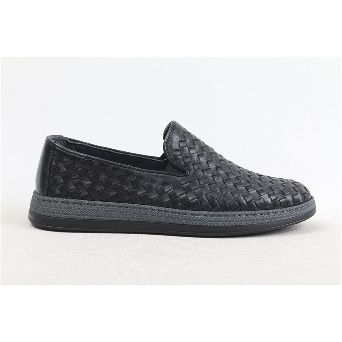 ULUS 330 SİYAH HASIRLI CASUAL AYAKKABI