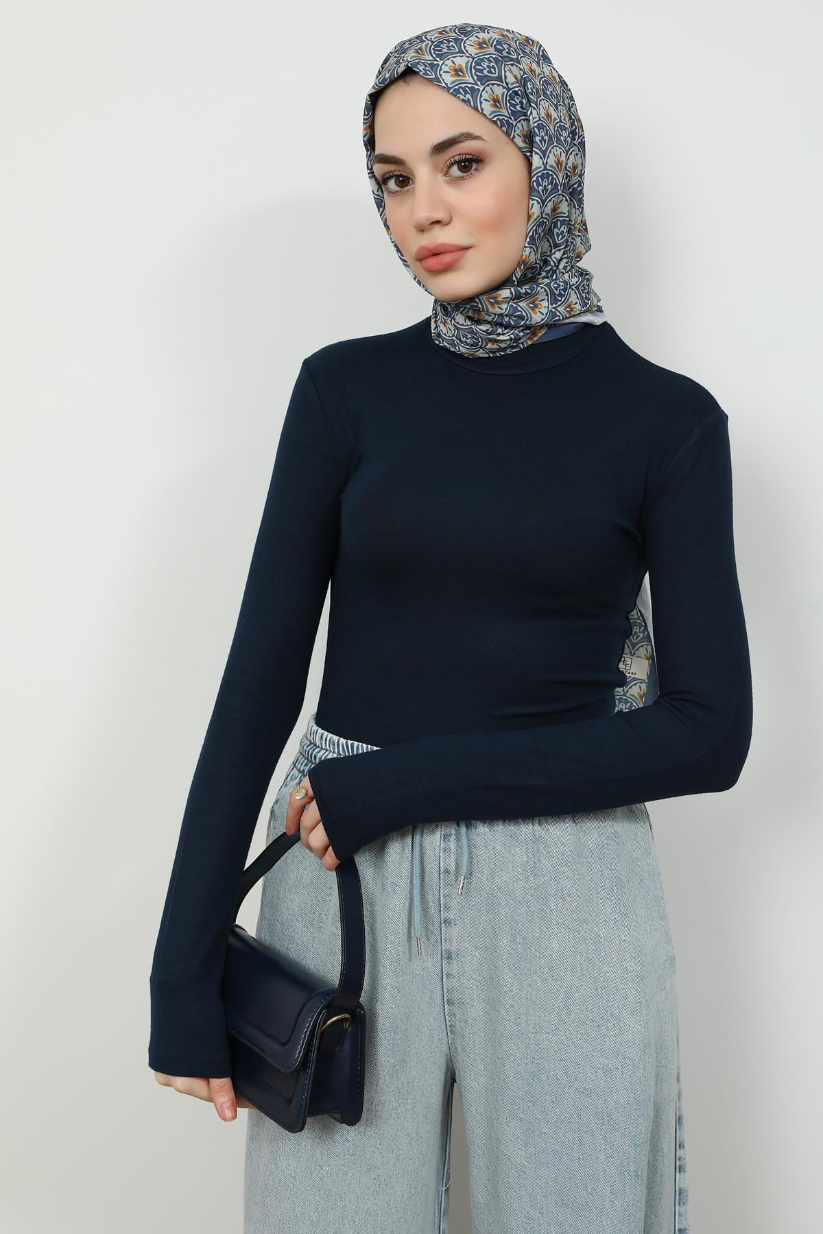 Dik Yakalı Basic - Lacivert