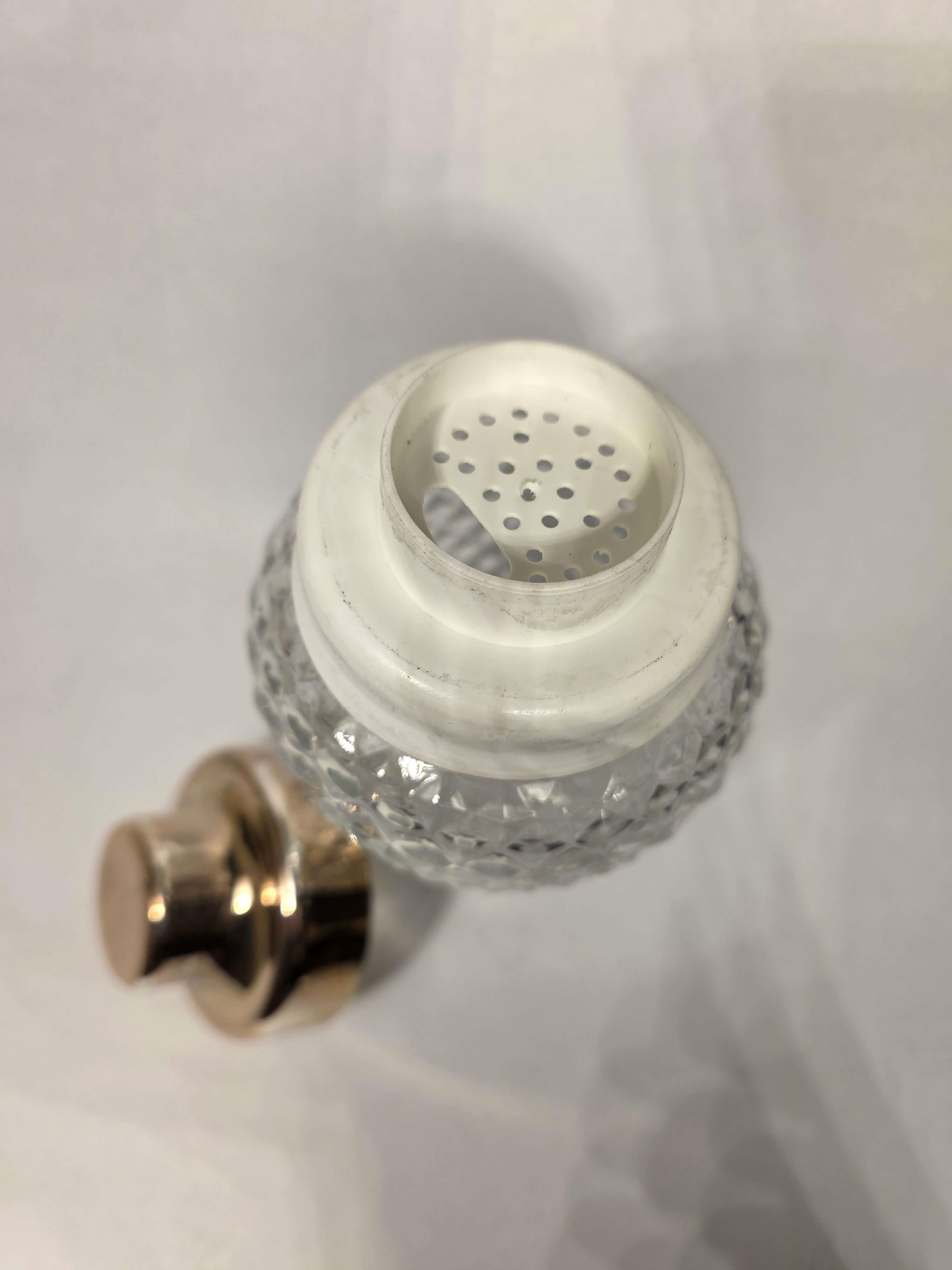 SHAKER