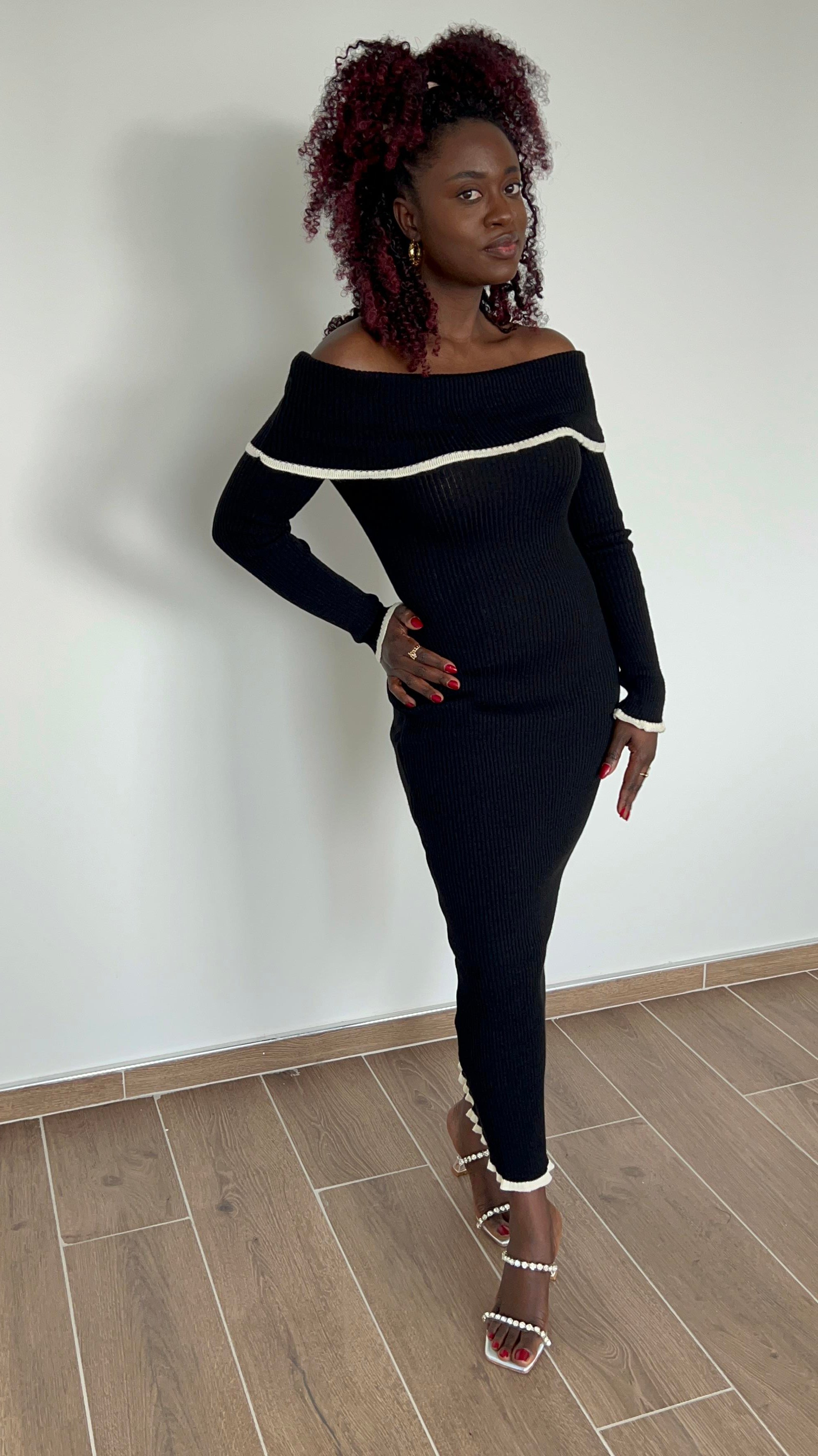 Madonna Yaka Triko Elbise