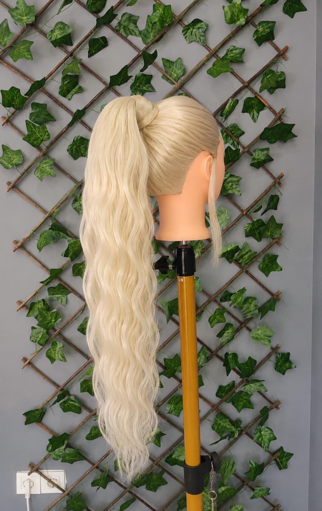 Gerçek Saç At Kuyruğu 65-70 cm 150 gr. Soğuk Sarı Renk Gerçek Saç At Kuyrukları