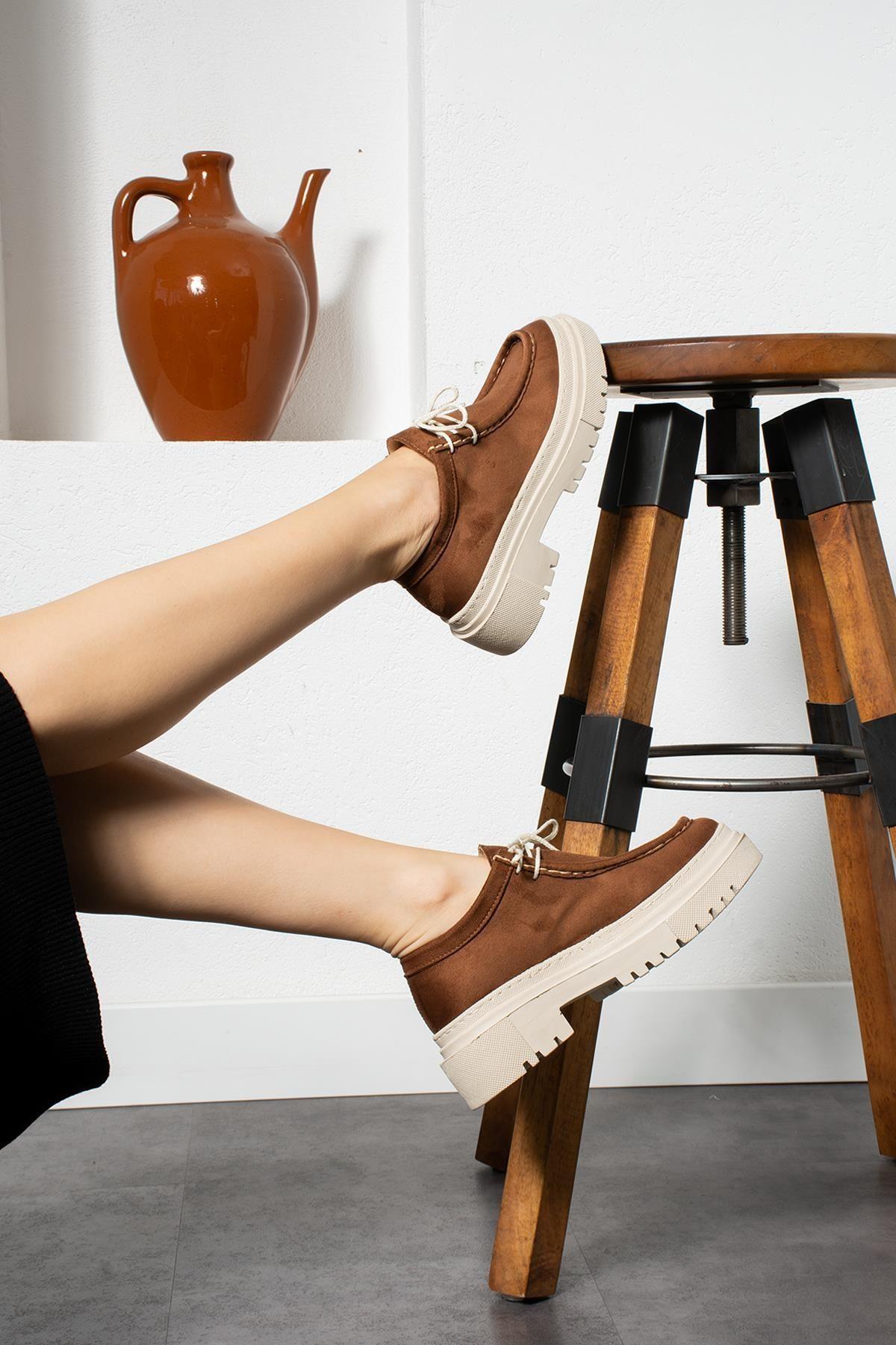Kadın Bağcıklı Loafer Ayakkabı