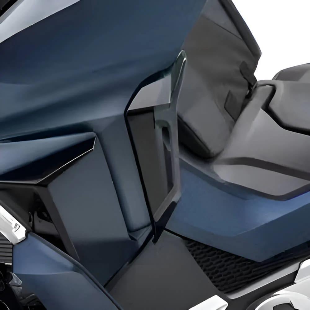 HONDA FORZA750 ÜST DEFLEKTÖR