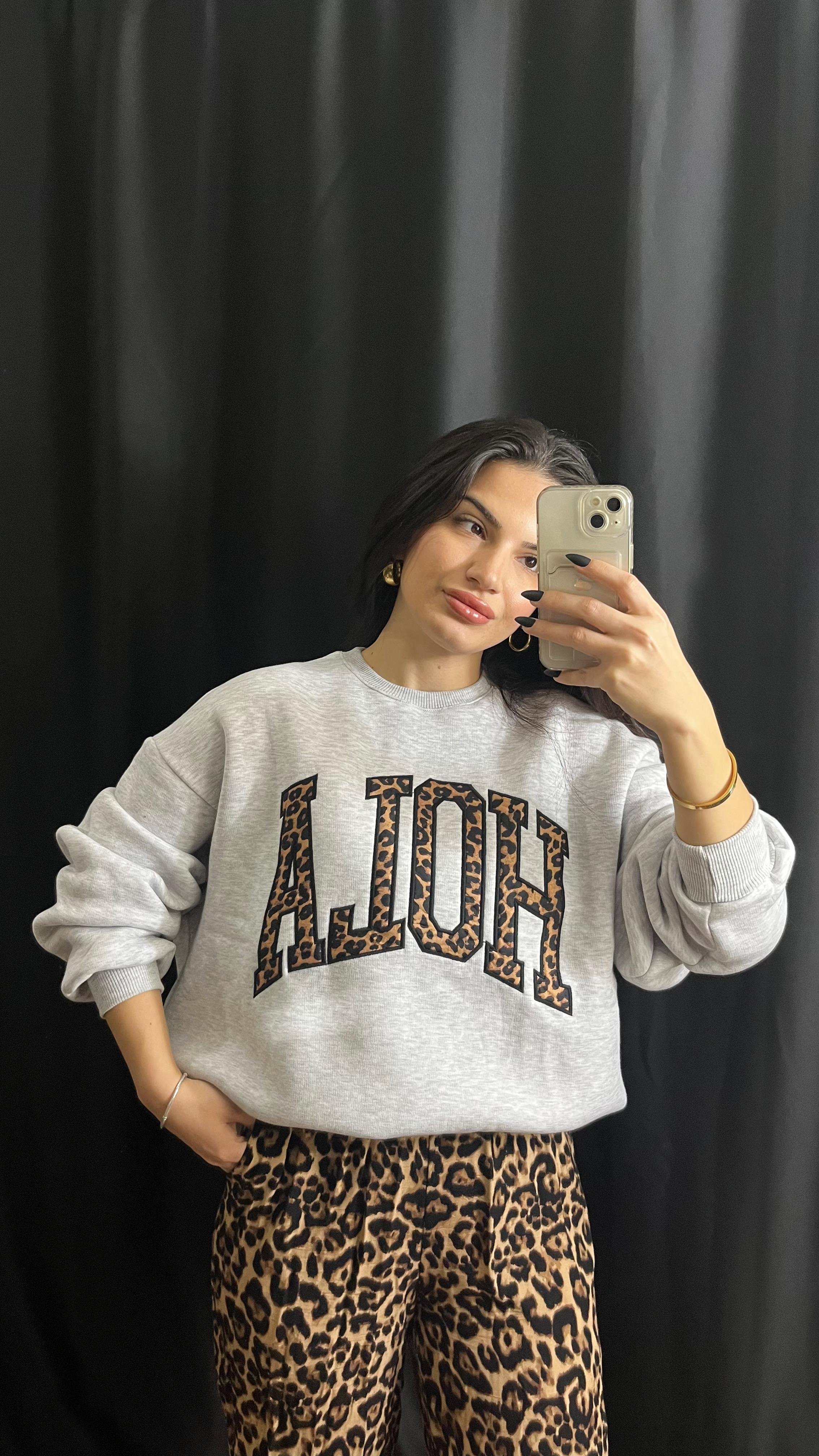 GRİ ÜÇ İPLİK ŞARDONLU HOLA SWEATSHIRT