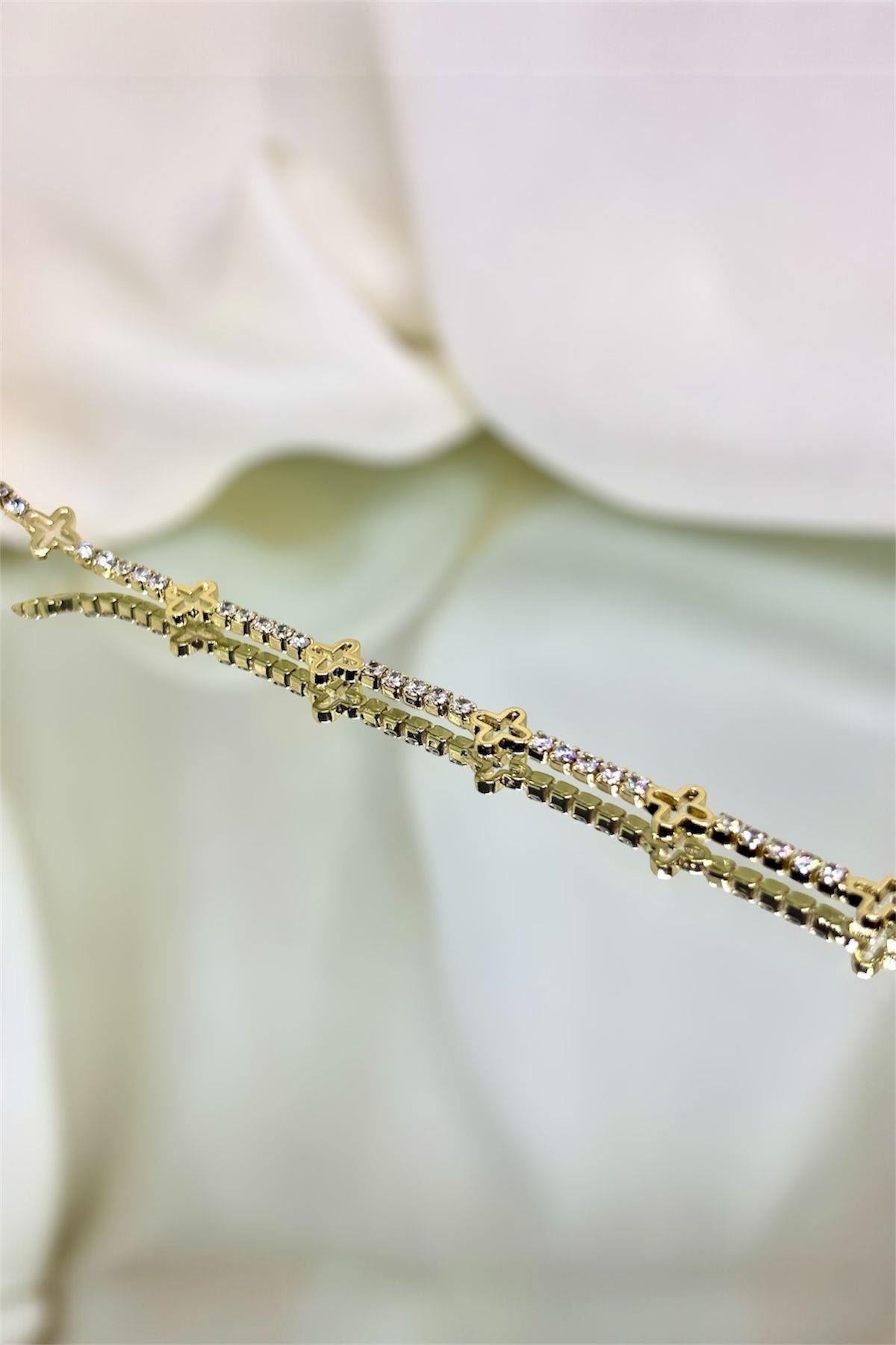 Altın Kaplama Yonca Zirkon Taşlı Çelik Bileklilk