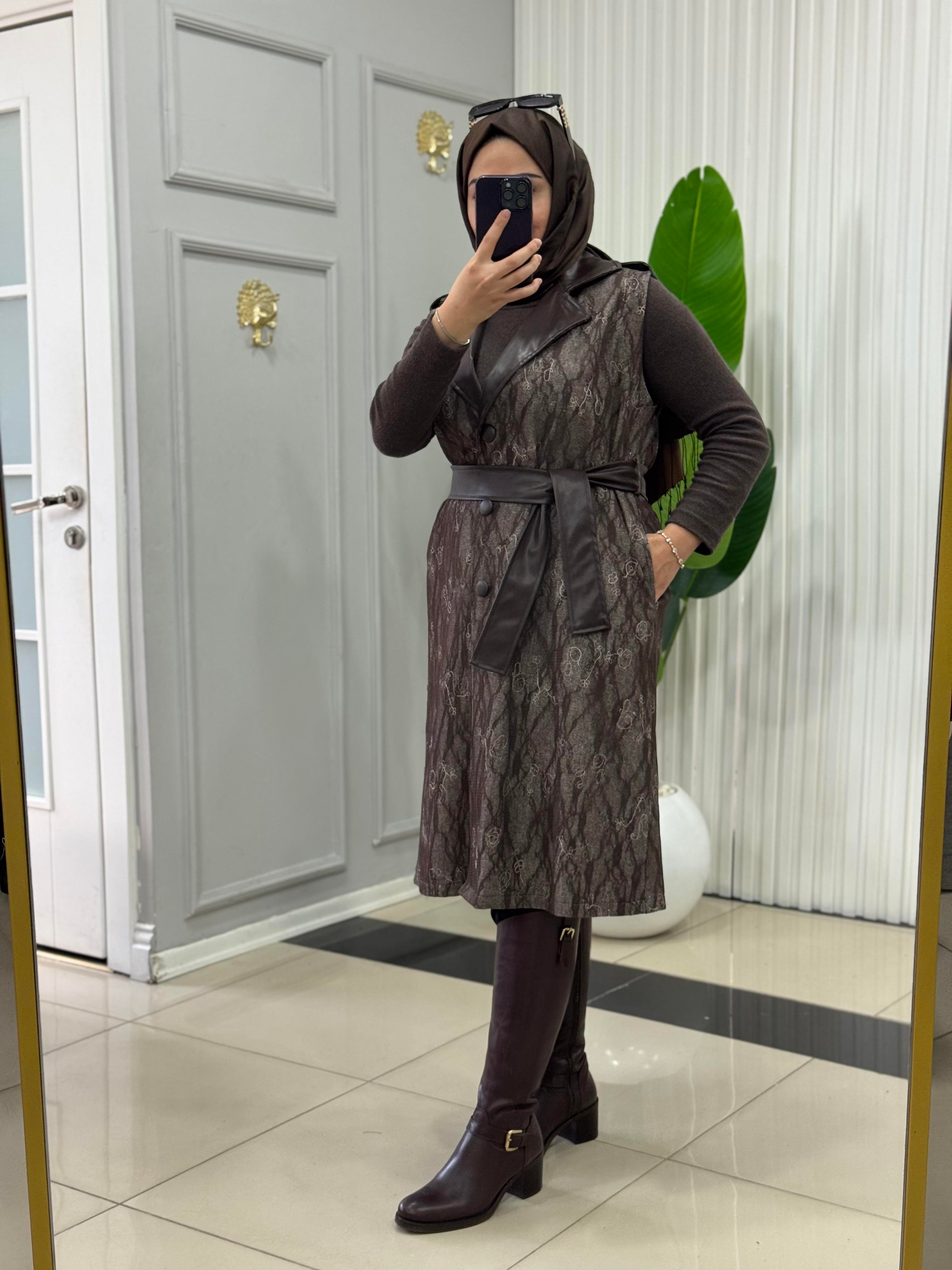 Yün Dantel Yelek