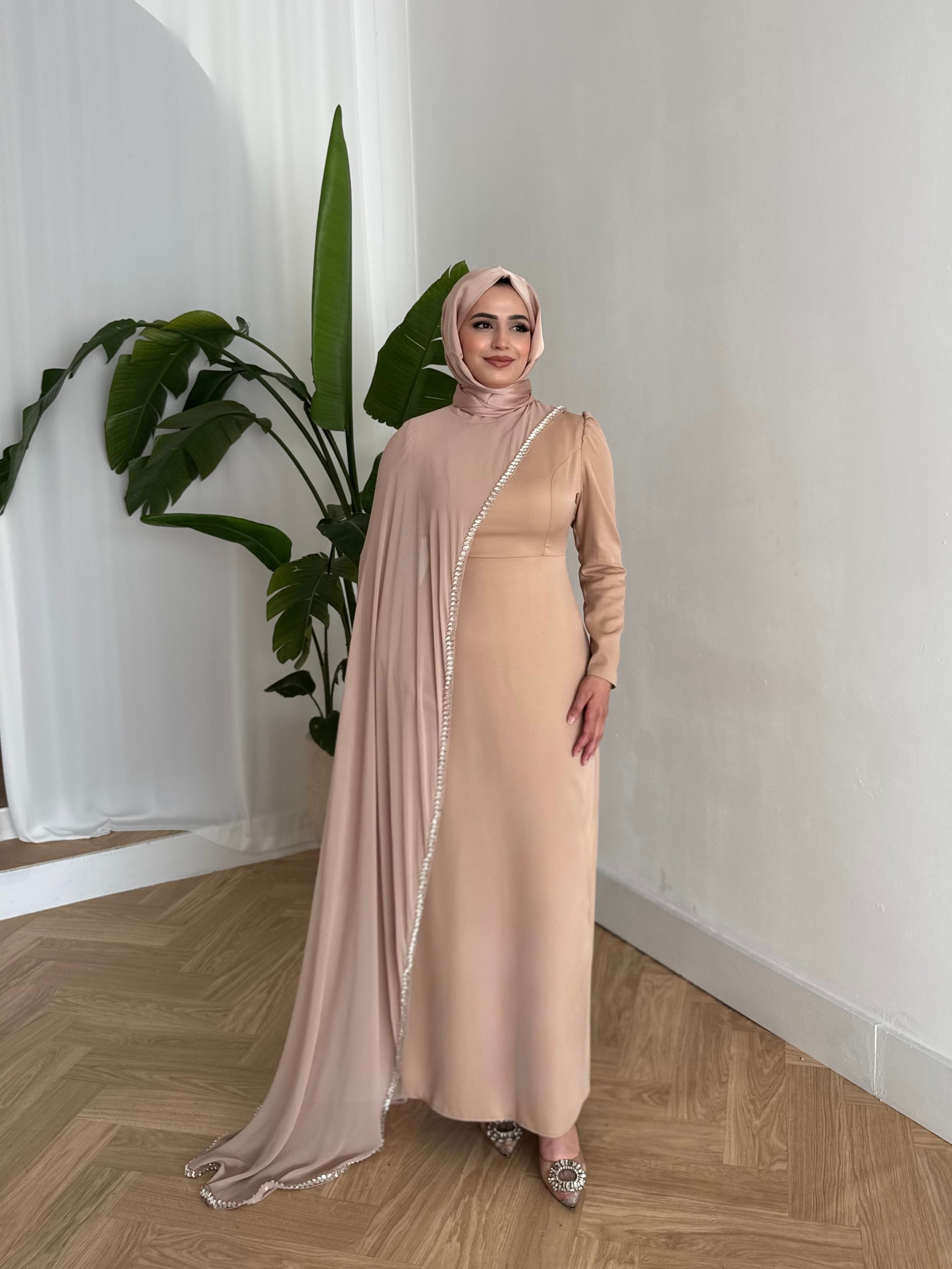 BEYHAN BUTİKDila Bej