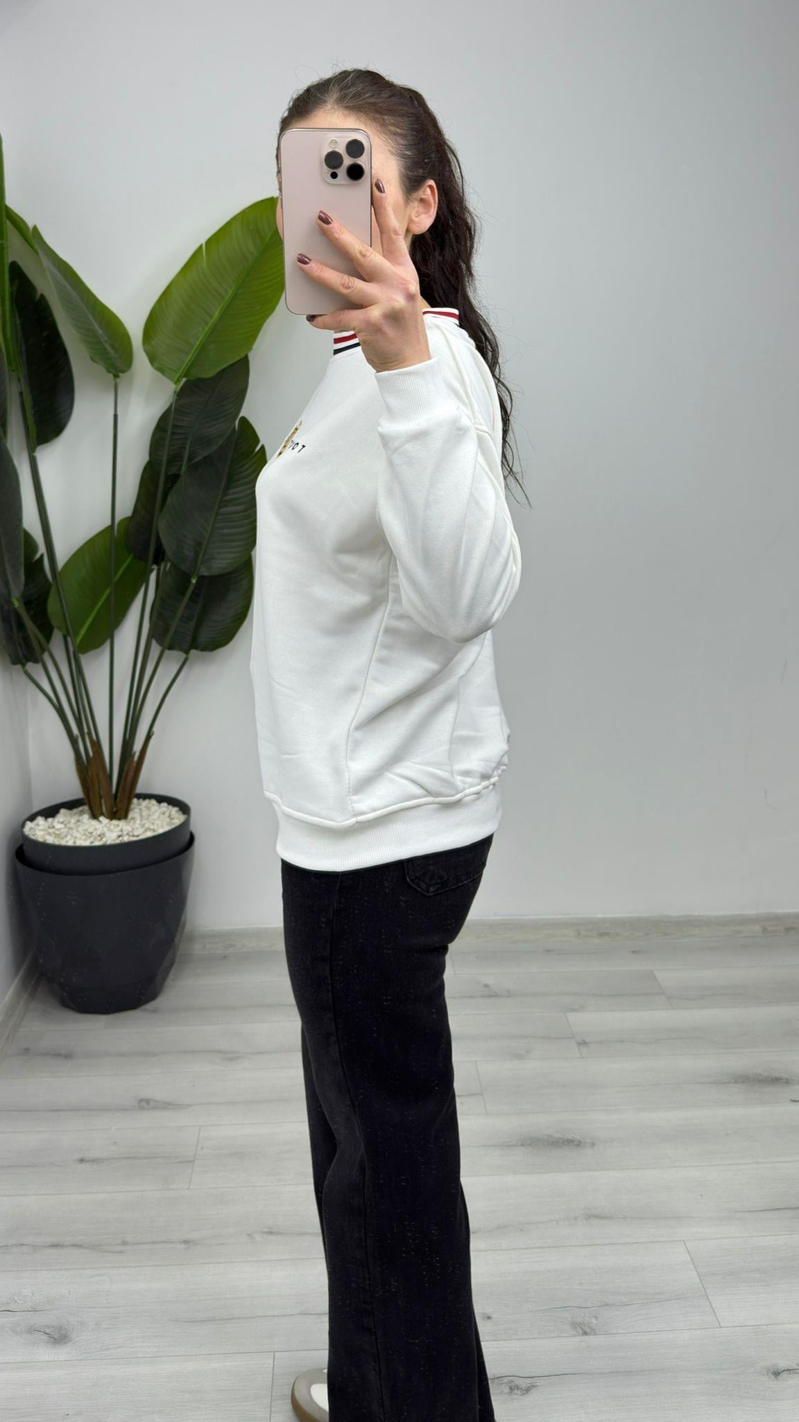 2015 İşleme Arma Detaylı Marka Model Sweat Beyaz