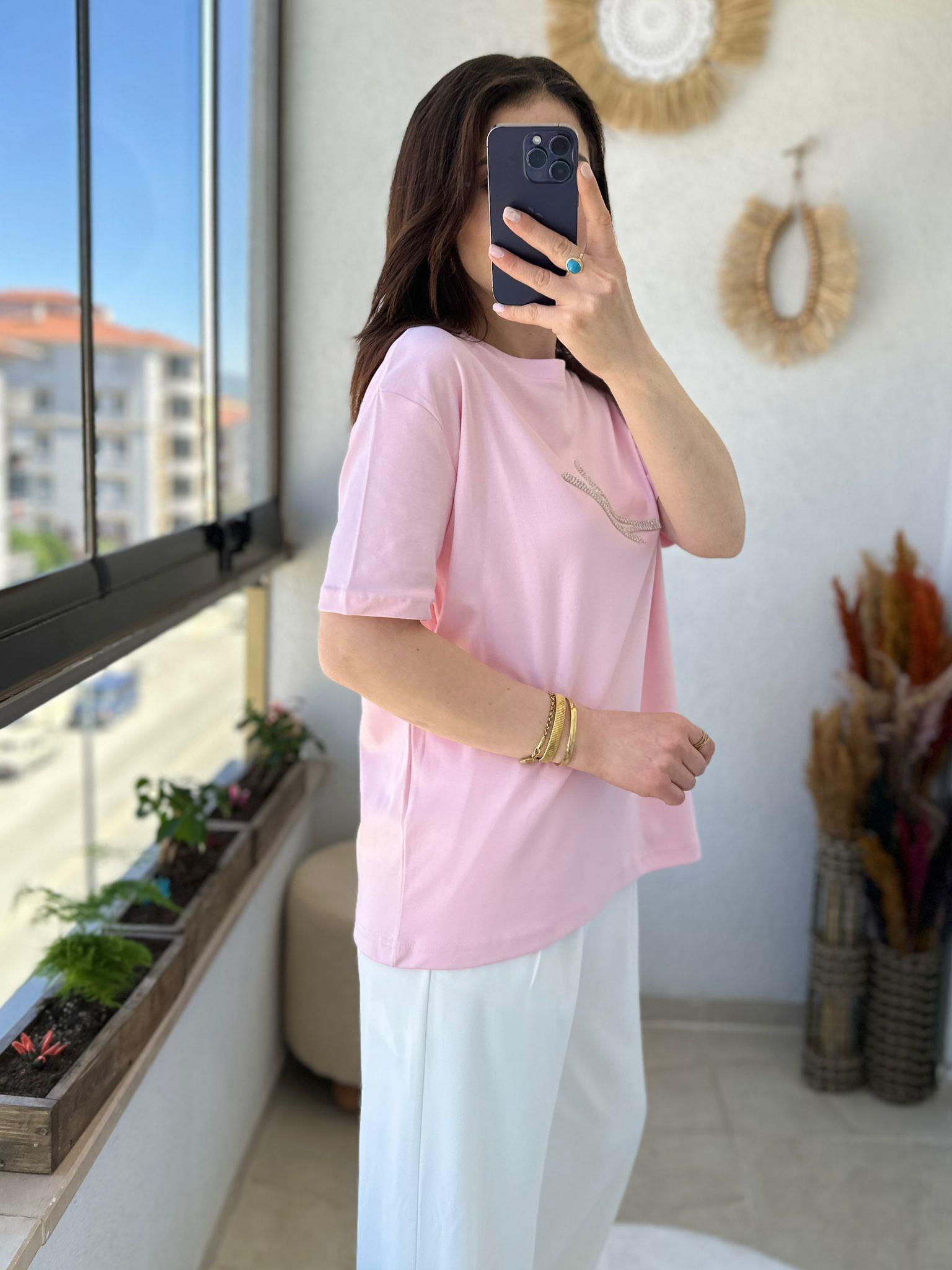 MARKA MODEL TAŞLI KUŞ DESEN TİŞÖRT