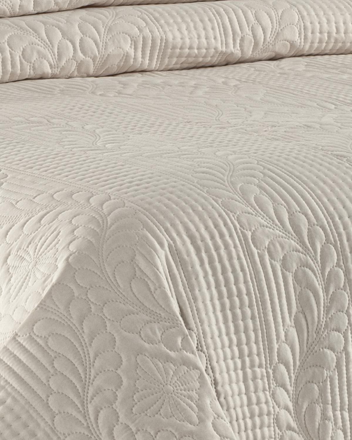 Jumbo Soft Çift Taraflı Çift Kişilik Yatak Örtüsü 3 Parça / Bej