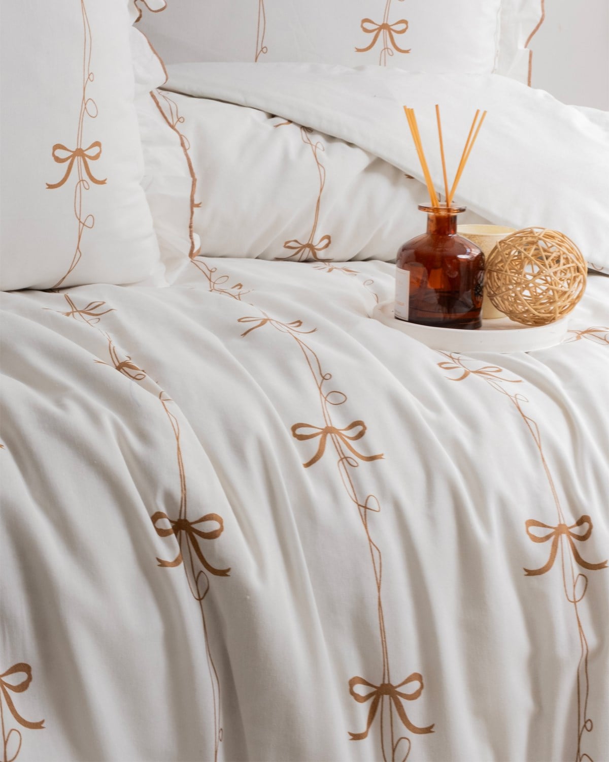 Luna Fiyonklu Premium Fırfırlı Çift Kişilik Nevresim Seti / Kahve