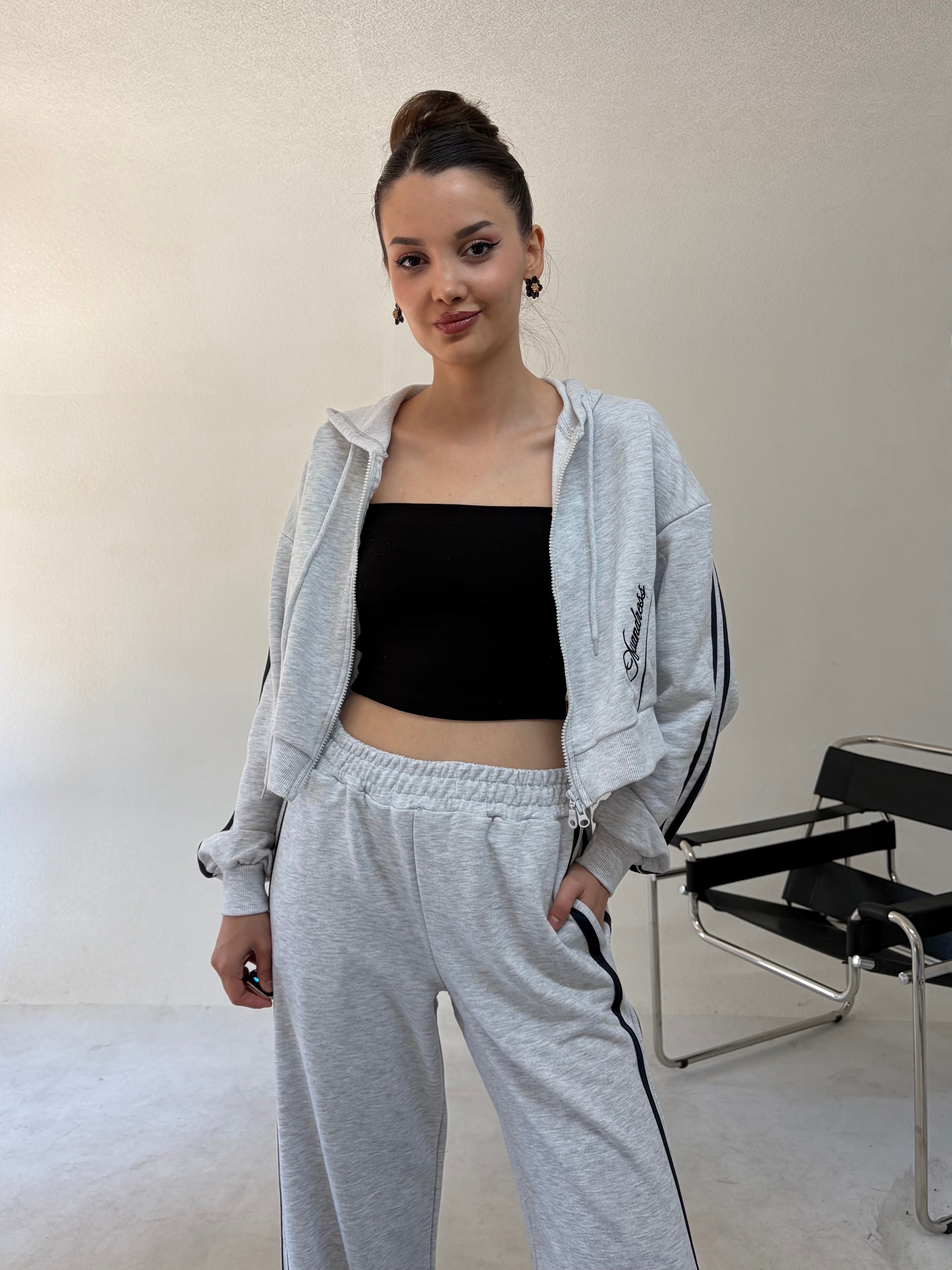 Gri Üç İplik Şeritli Sweat Ceket SWEATSHİRT - Taksim Butik
