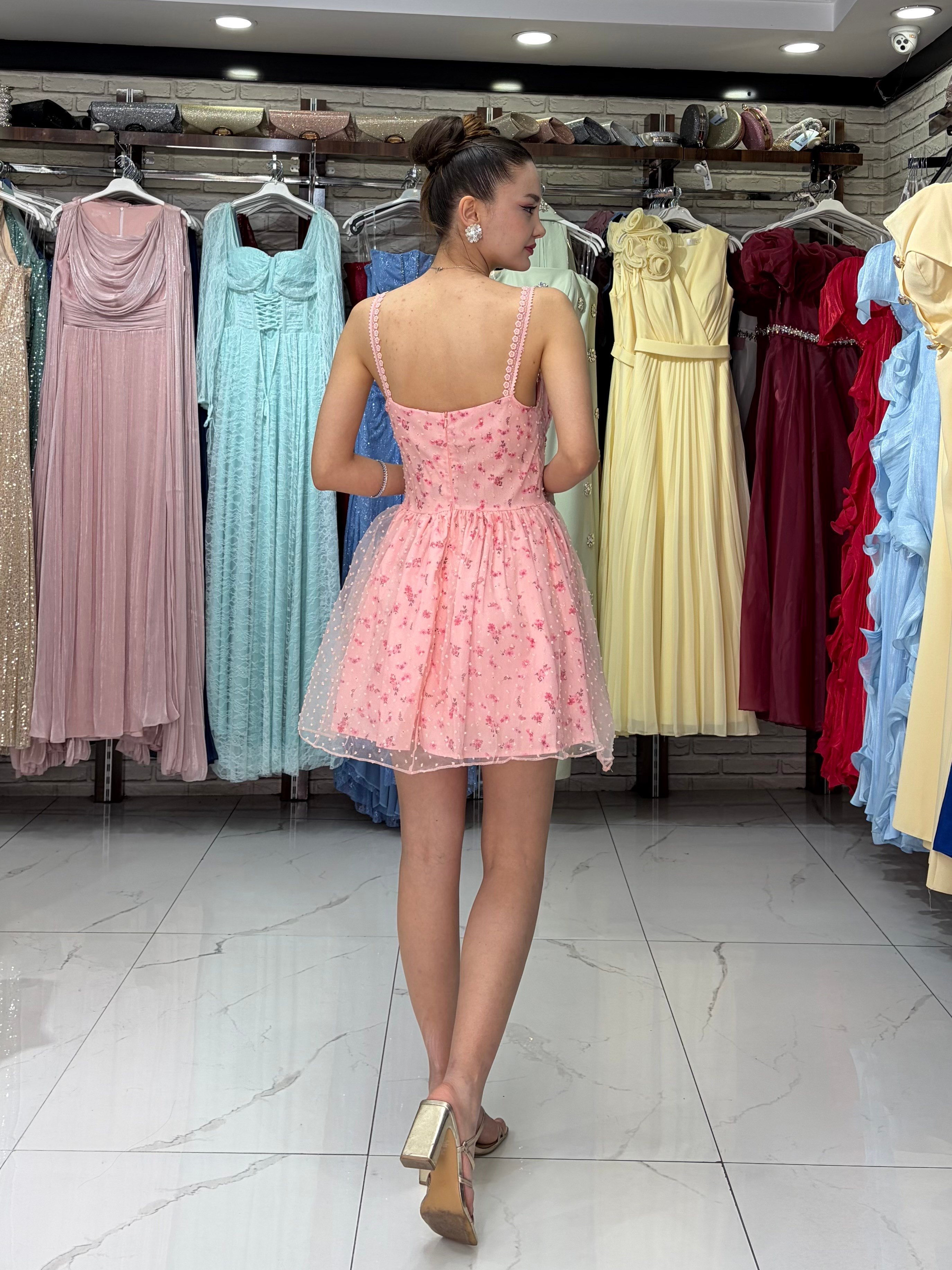 Pembe Çiçekli Pinterest Elbisesi