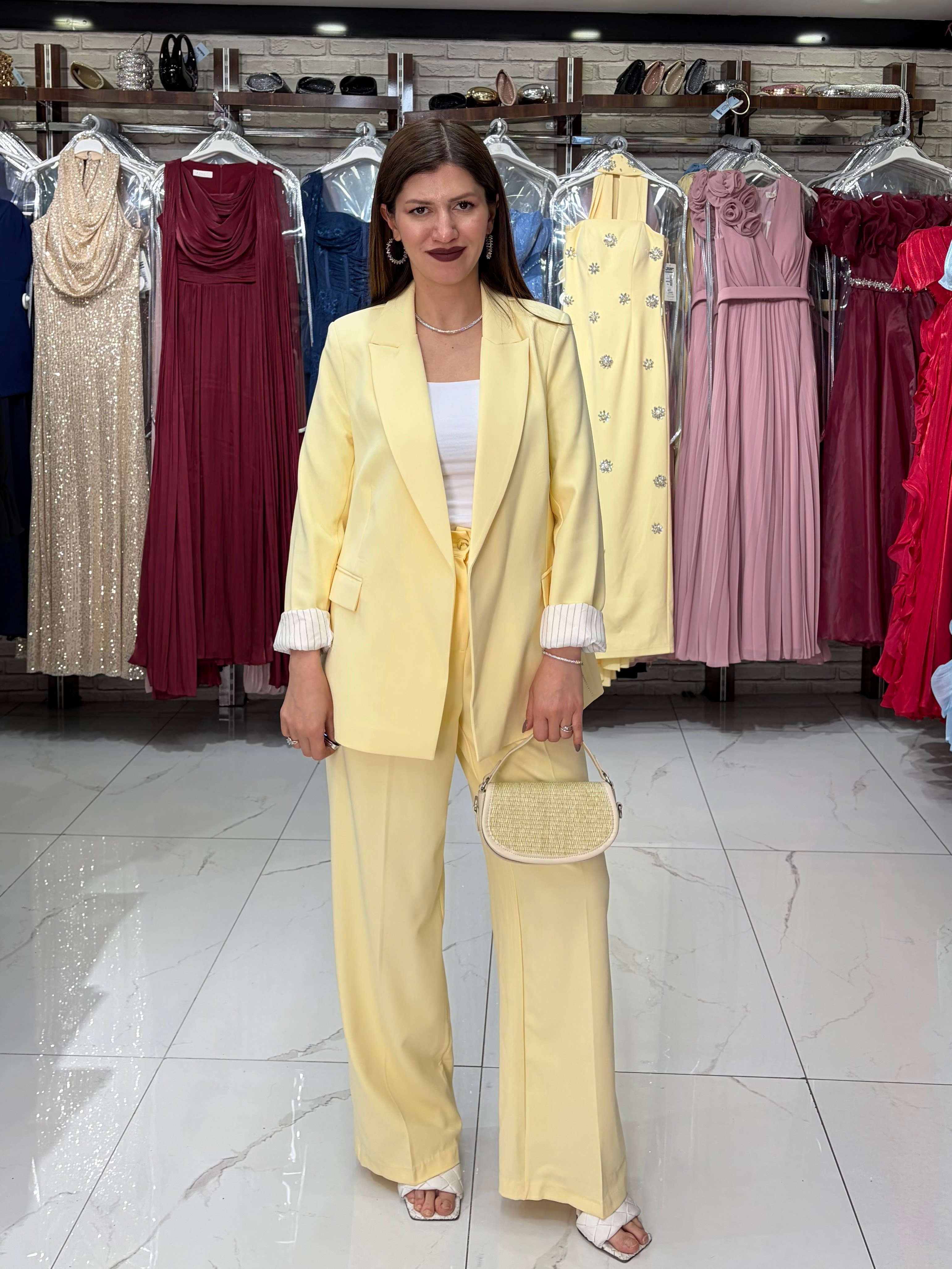 Sarı Kol Katlamalı Duble Blazer