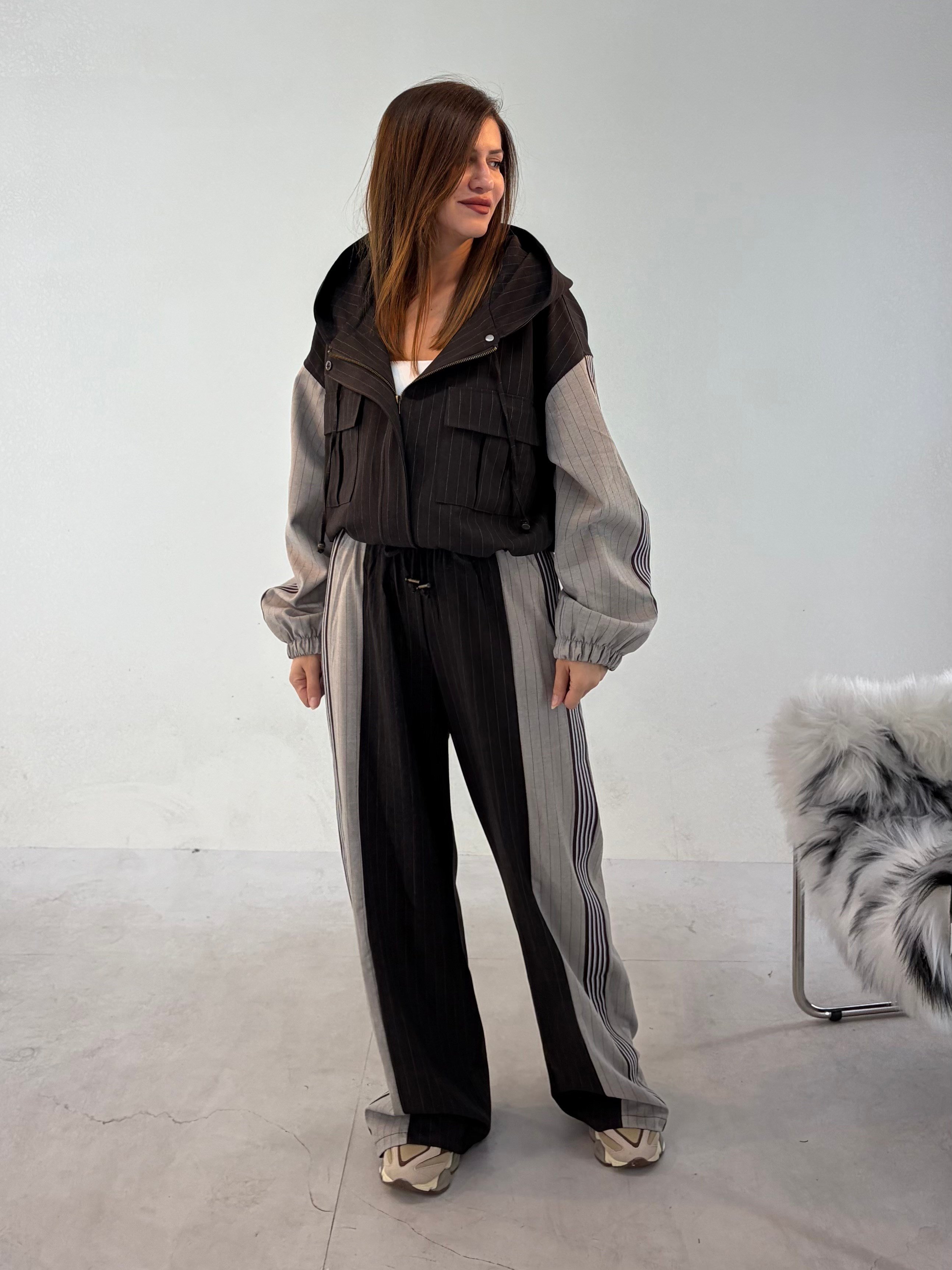 Yan Şeritli Çizgili Pantolon PANTOLON - Taksim Butik