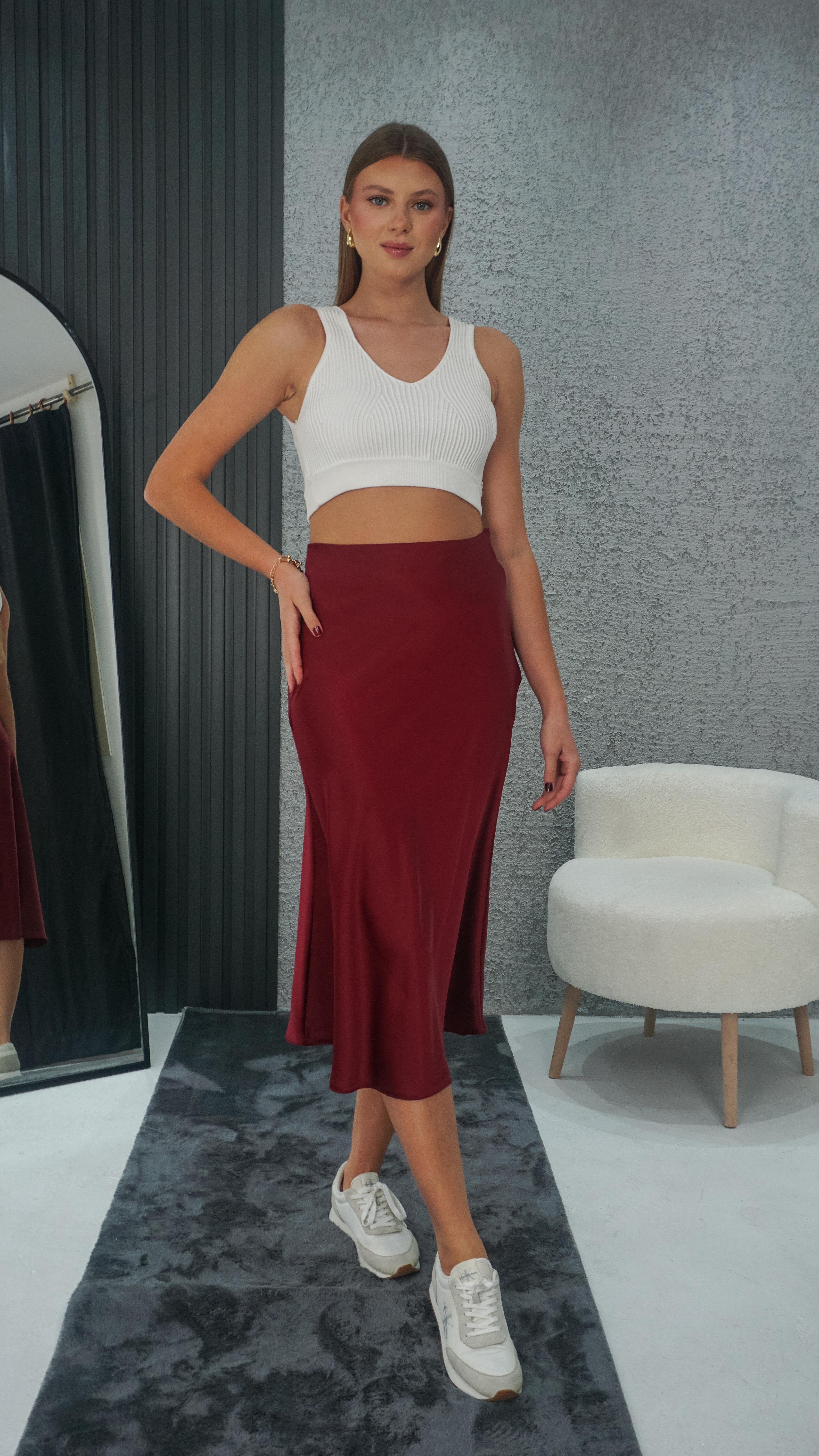  Kadın Bordo Saten A Kesim Midi Etek 