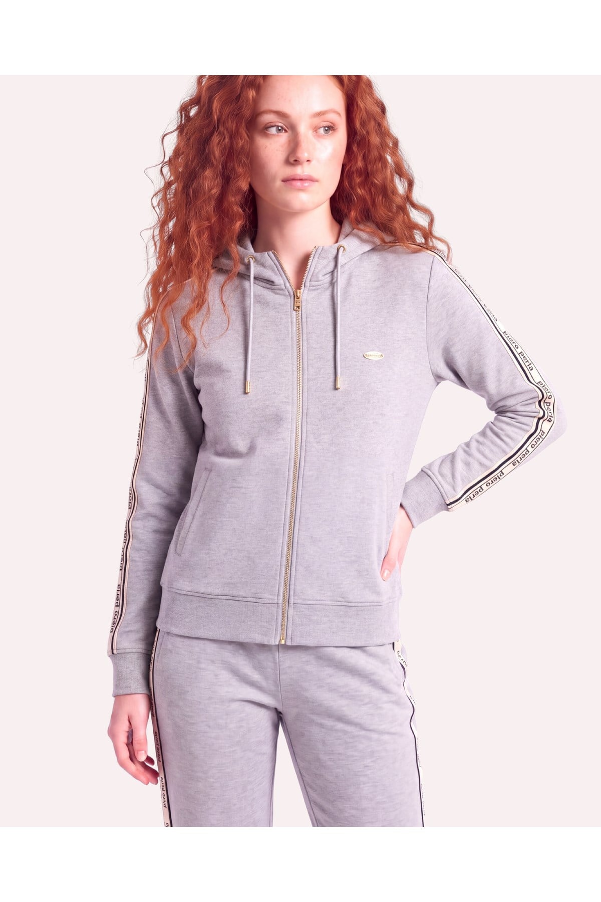 Kadın Kapüşonlu Fermuar Detaylı Regular Fit Hırka