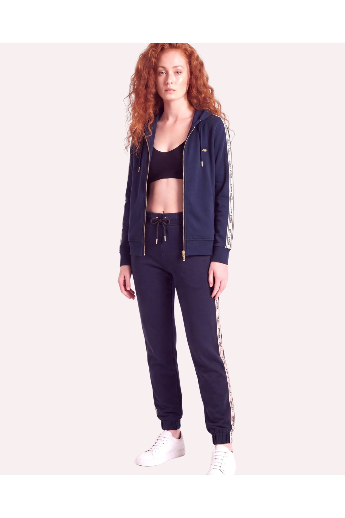 Kadın Kapüşonlu Fermuar Detaylı Regular Fit Hırka