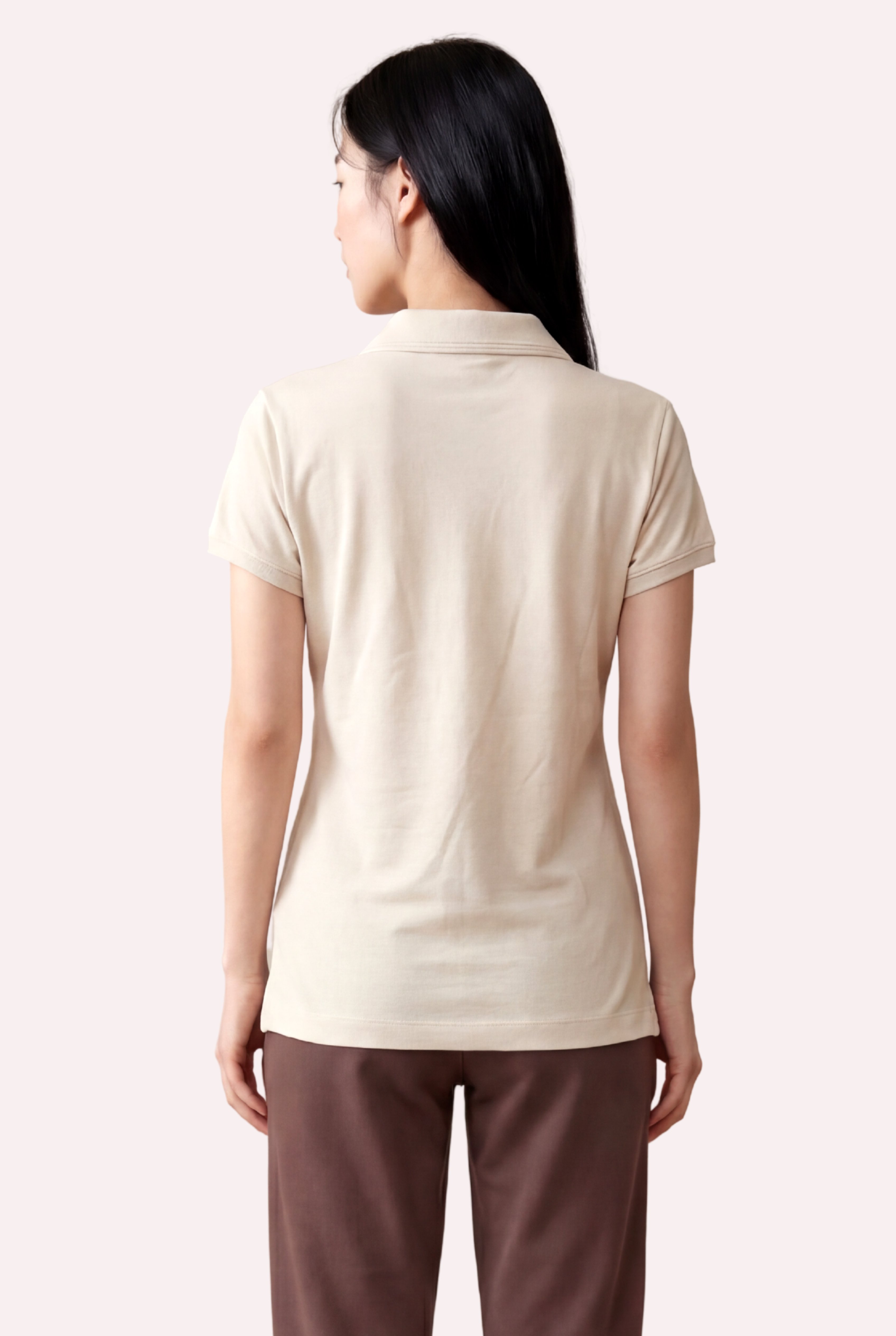Kontür Jaguar Nakış Detaylı Slim Fit Kadın Sütlü Kahve Polo Yaka T-Shirt