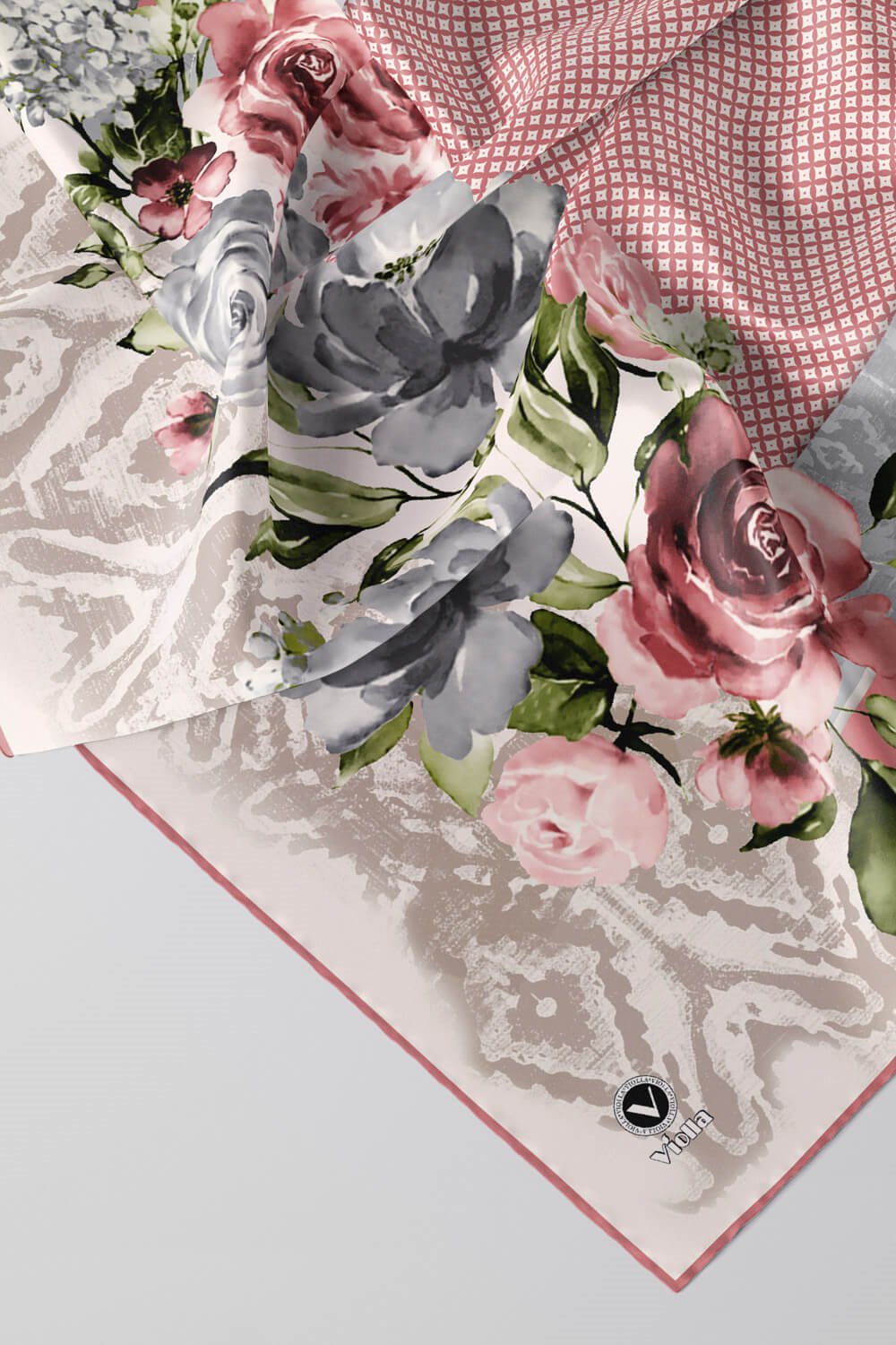 Twill Çiçek Desenli Pudra  Renkli 90x90 Eşarp (İpek İçermez) Kenar Dikiş Şekli El Dikişli