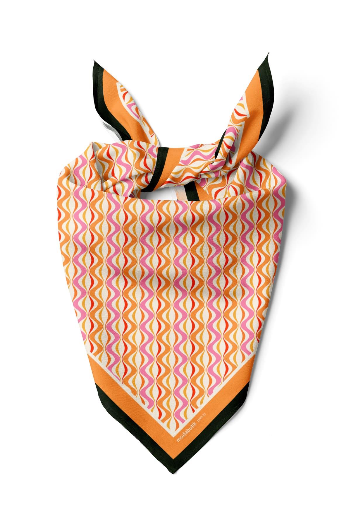 Kadın Turuncu Geometrik Desenli 50x50 Bandana