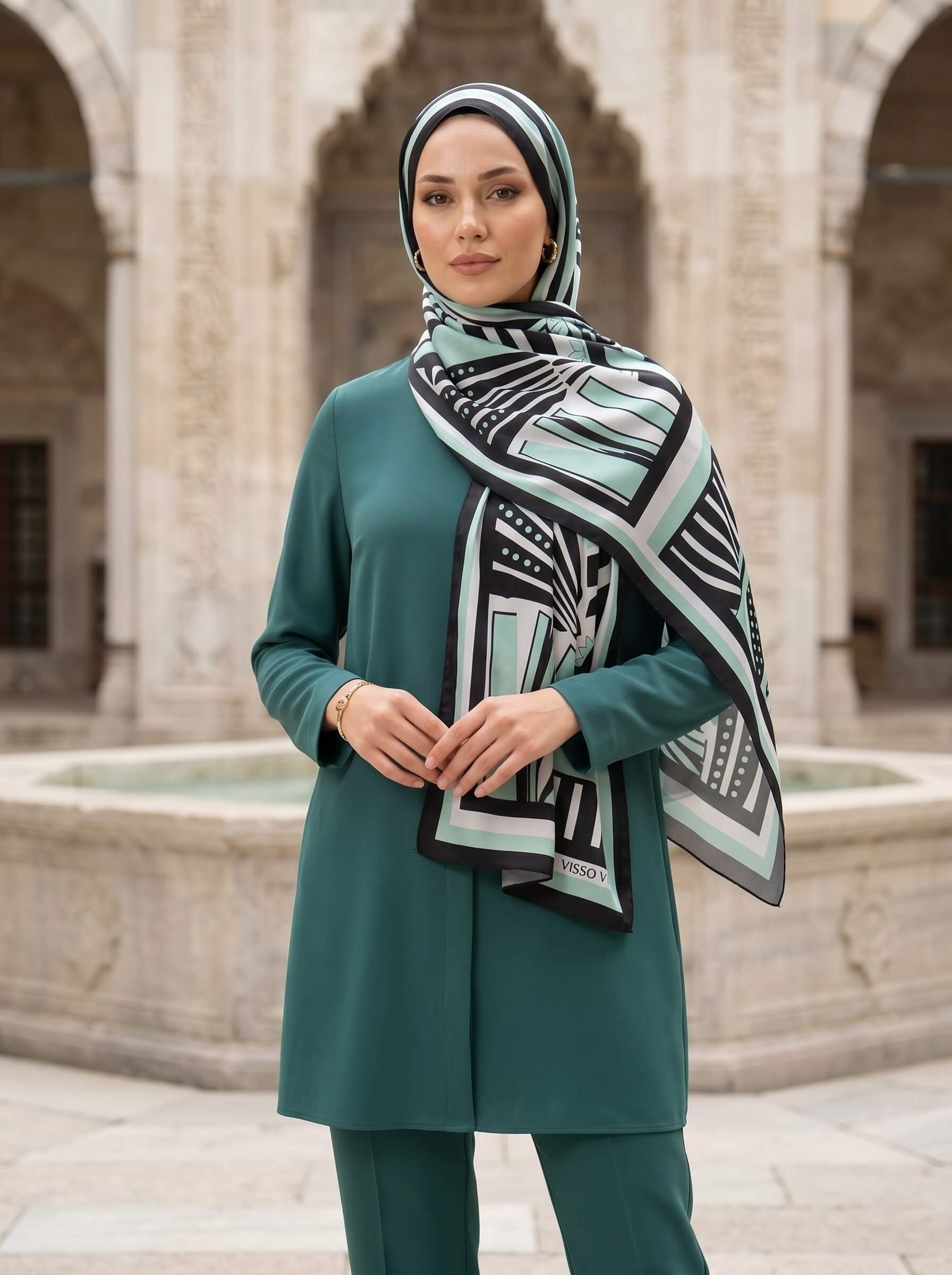 %100 İpek Yelpaze Desenli Su Yeşili - Siyah Renkli 92x210 Şal