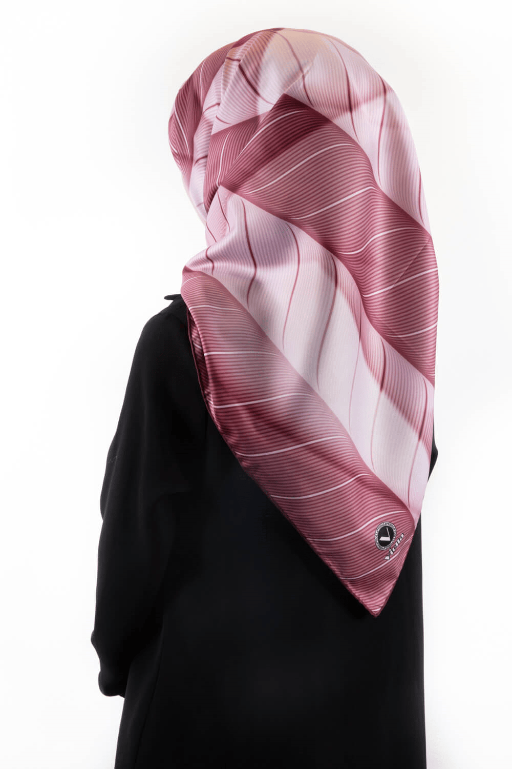 Twill Şeritli Geometrik Desenli Pudra Renkli 90x90 Eşarp (İpek İçermez) Kenar Dikiş Şekli El Dikişli